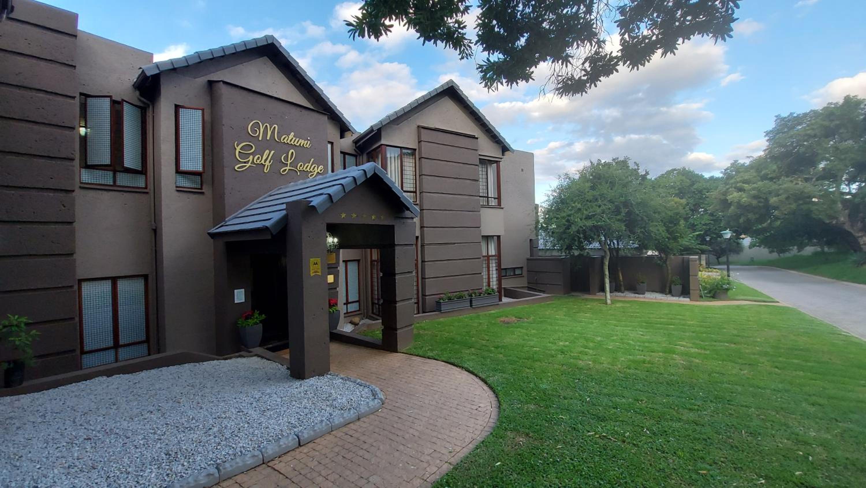 Matumi Golf Lodge