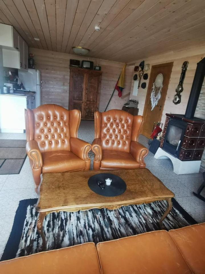 Arturas Guest House