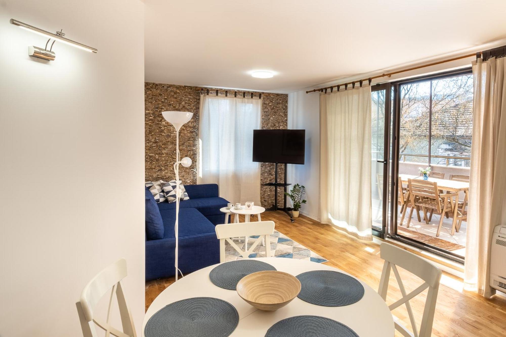 Hotel Bendida Central - Image 1