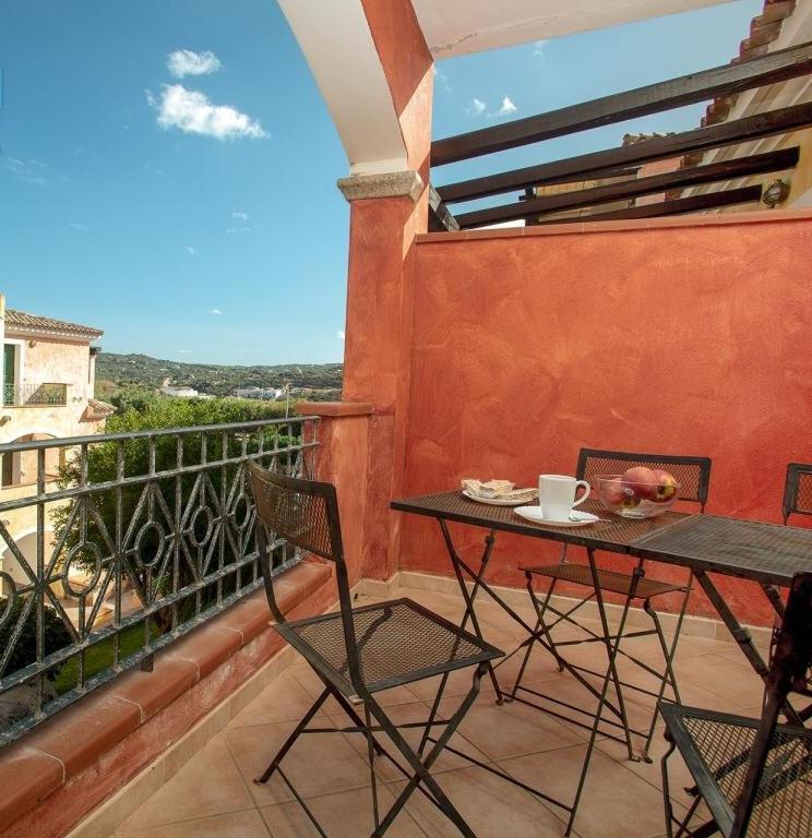 Residence Nausicaa pool view photo 4