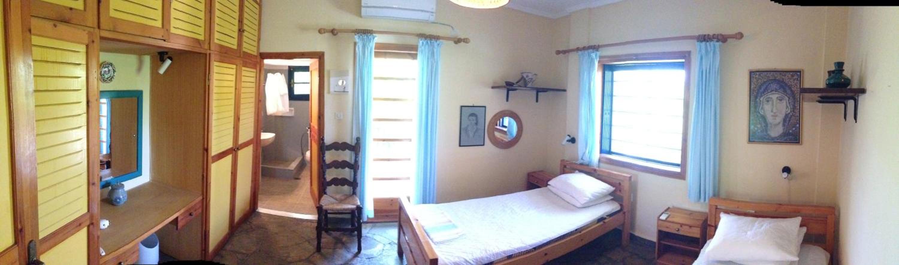 Secluded 1.8 acre garden Villa, for exclusive use with Stunning Views. view 3