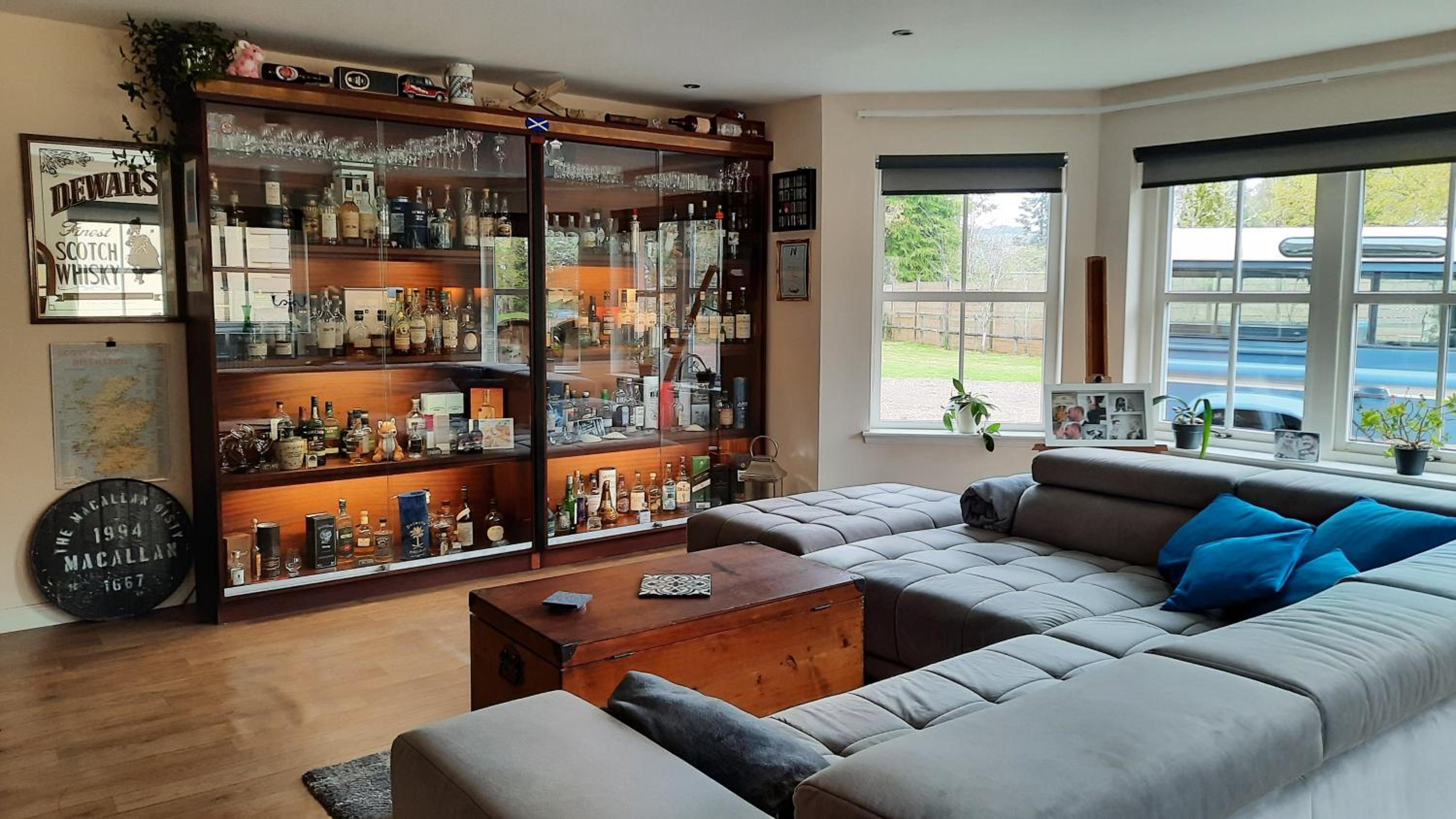 Hotel Bed-and-Bread - Image 1