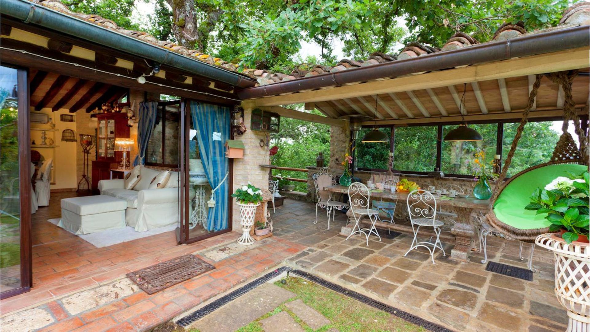 BORGO PARADISO 4&2, Emma Villas view 3