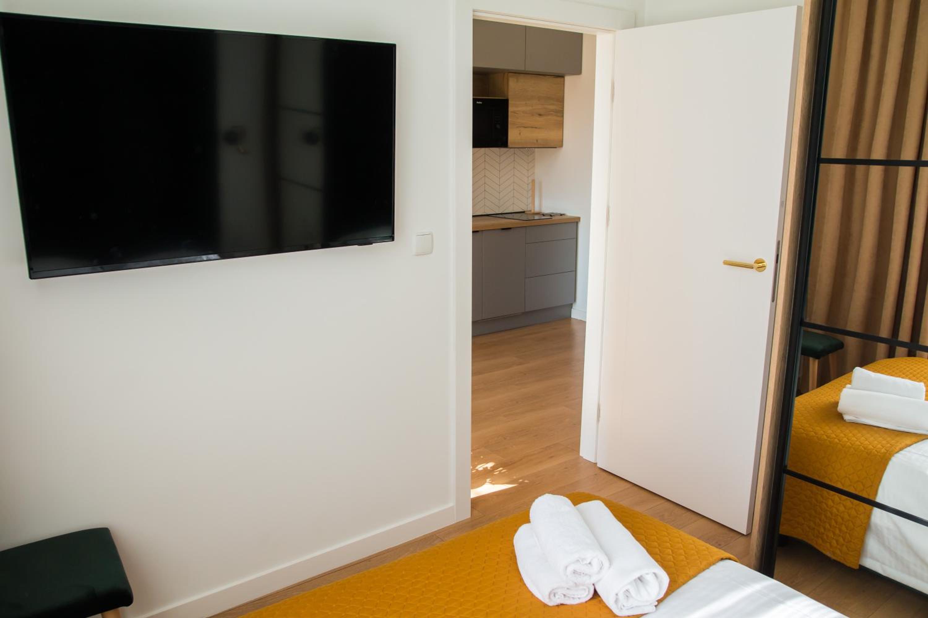 Emerald Room view 4