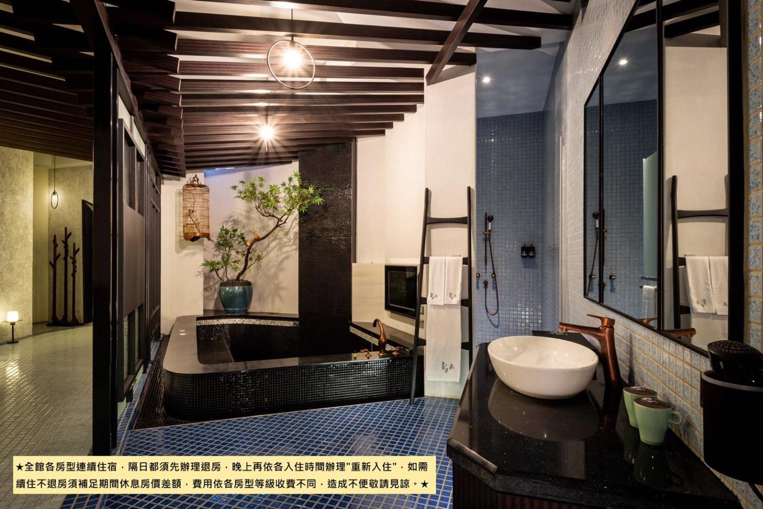 Photo 37