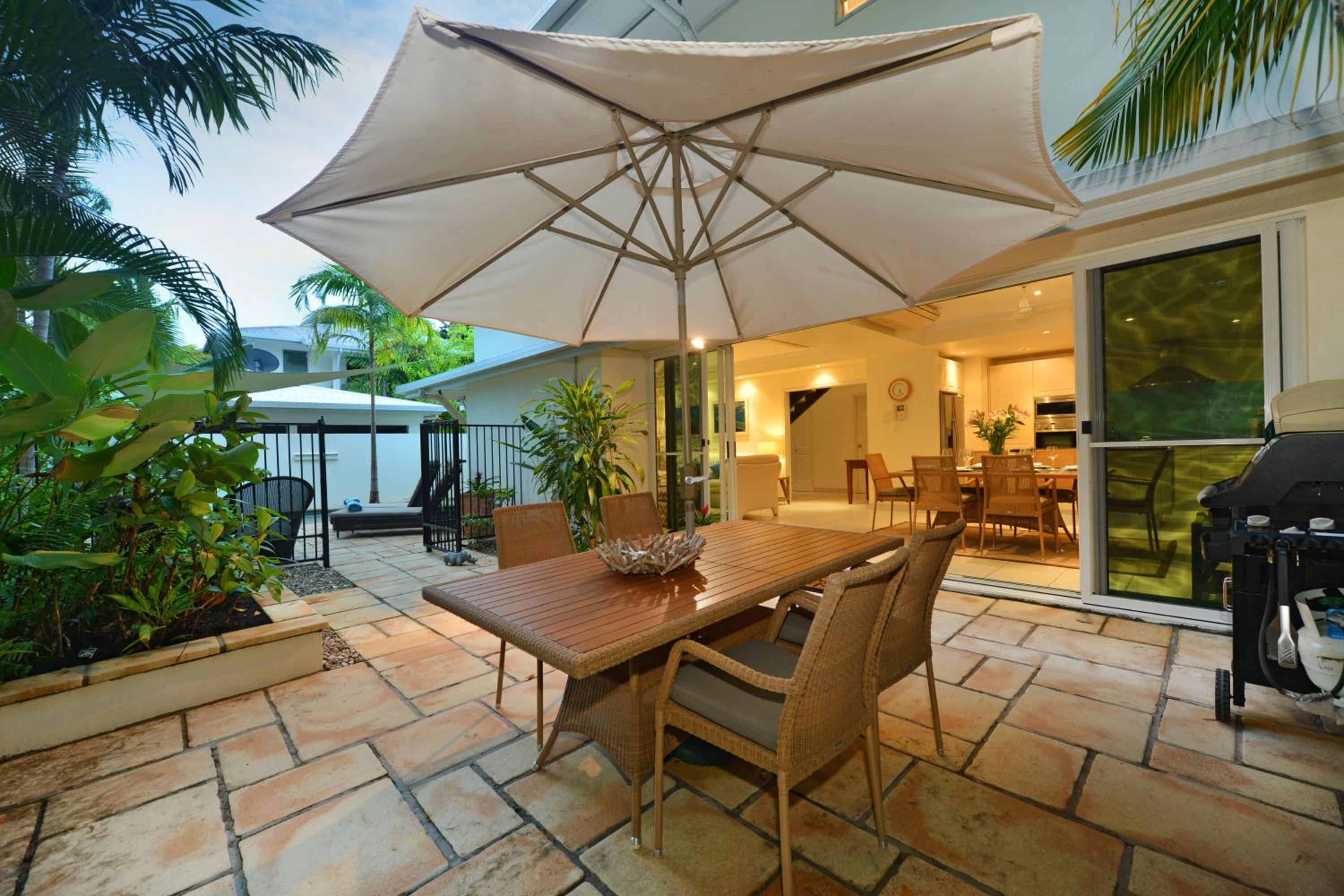 Reef Villa Port Douglas