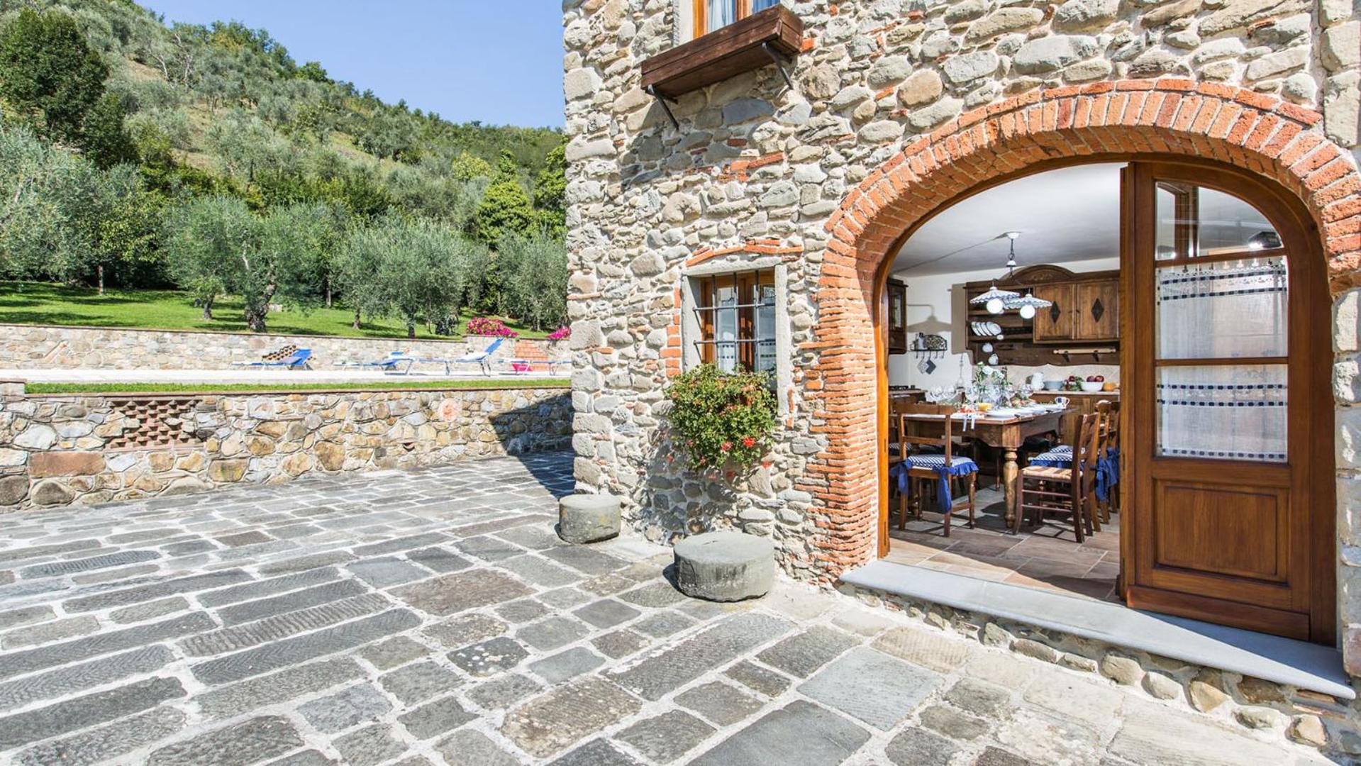 Dimora La Torre Di Bussotto 11, Emma Villas view 5