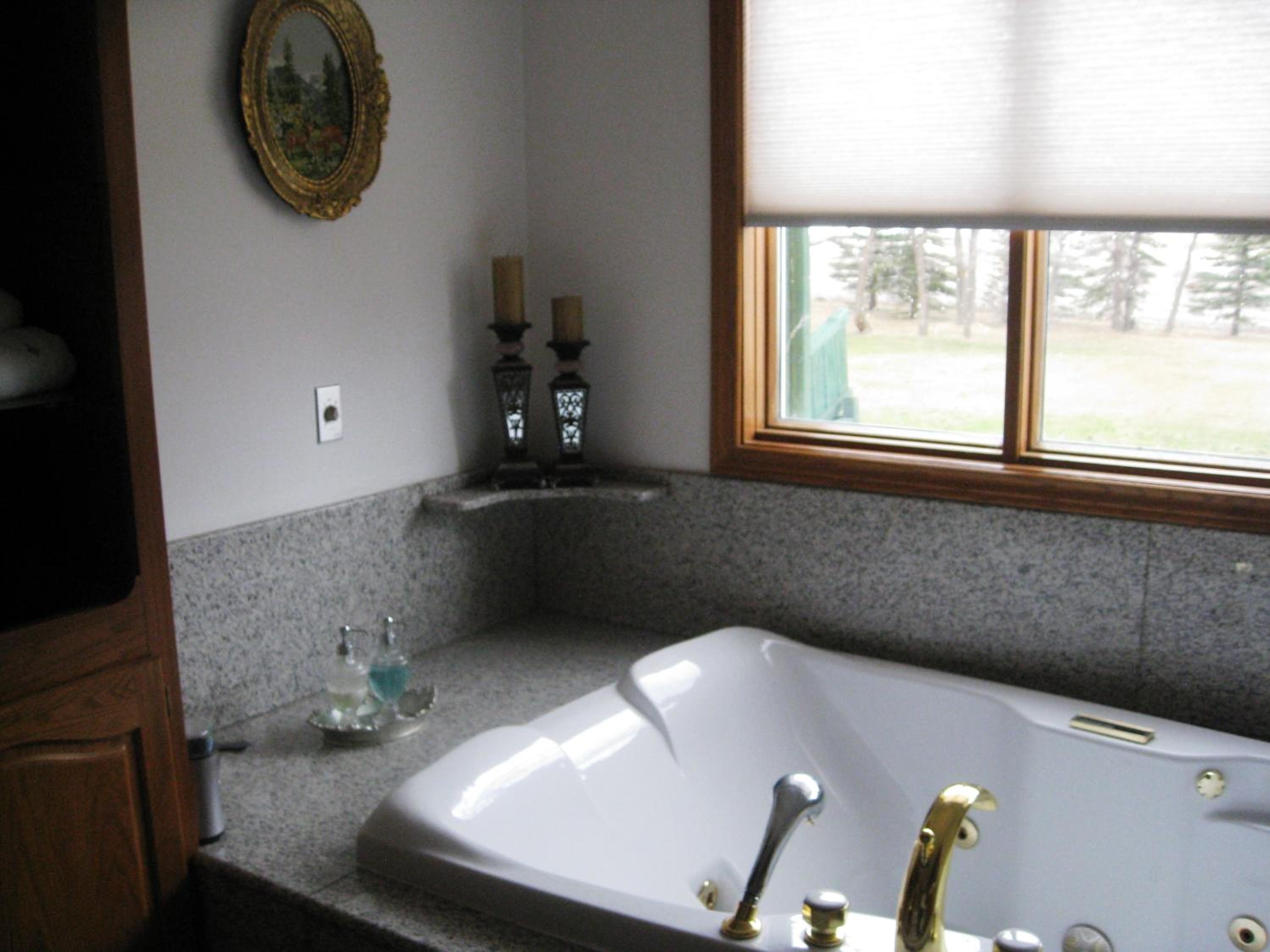 Rolling Hills Country Resort Bed and Breakfast