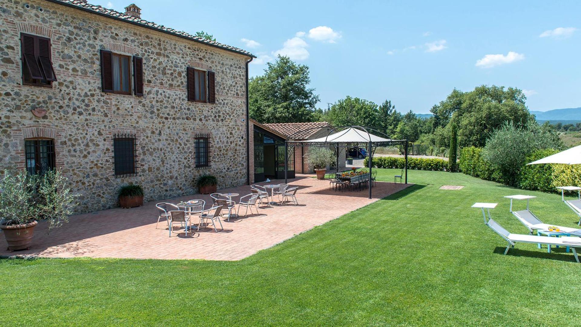 Podere Sant'Eugenio 14, Emma Villas