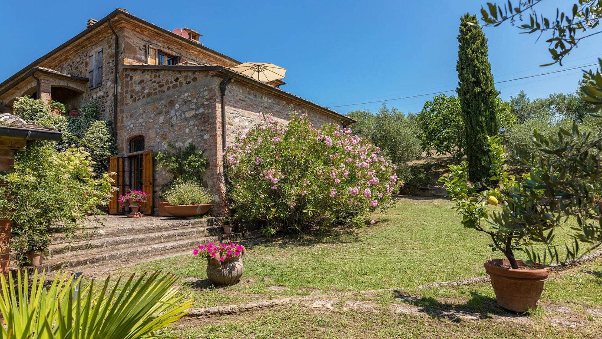 PODERINO 6, Emma Villas view 4