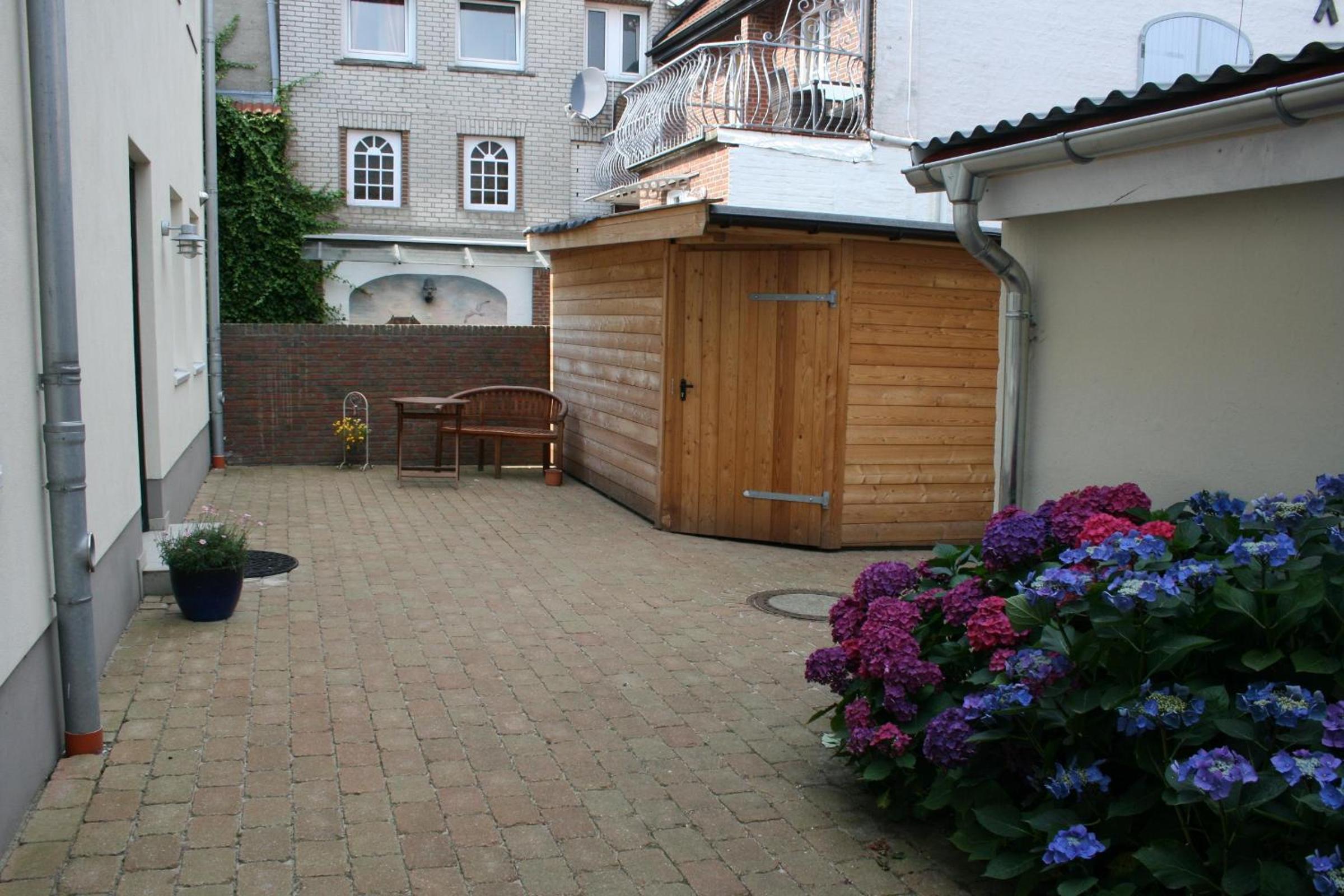 Photo 16
