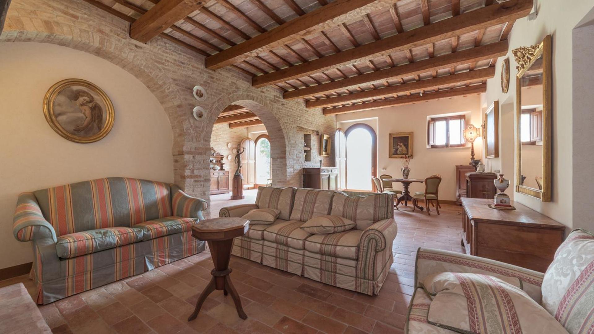 VILLA AMBRAH 12&1, Emma Villas