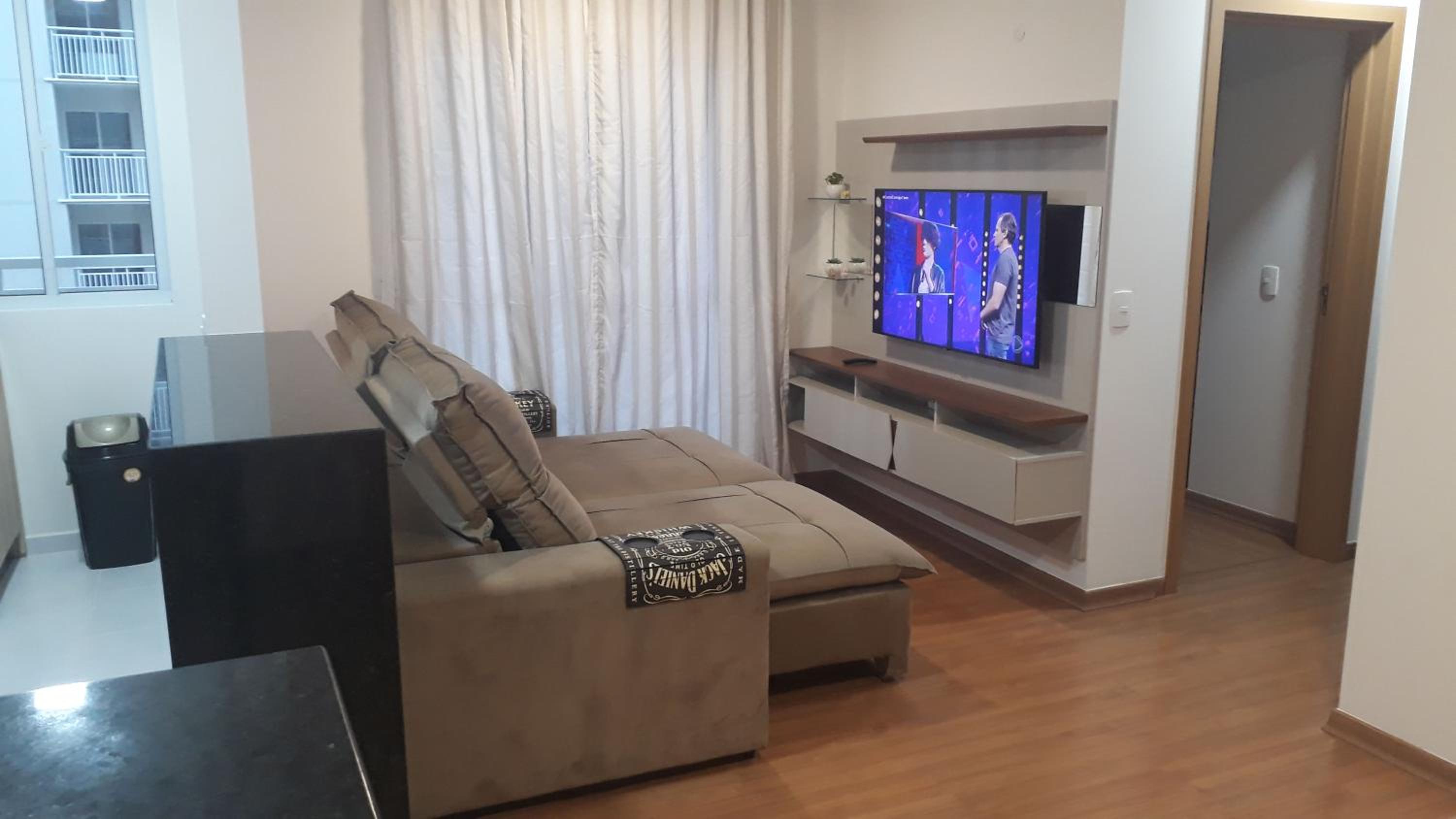 Apartamento CONFORT CLUB FRENTE MAR completo.