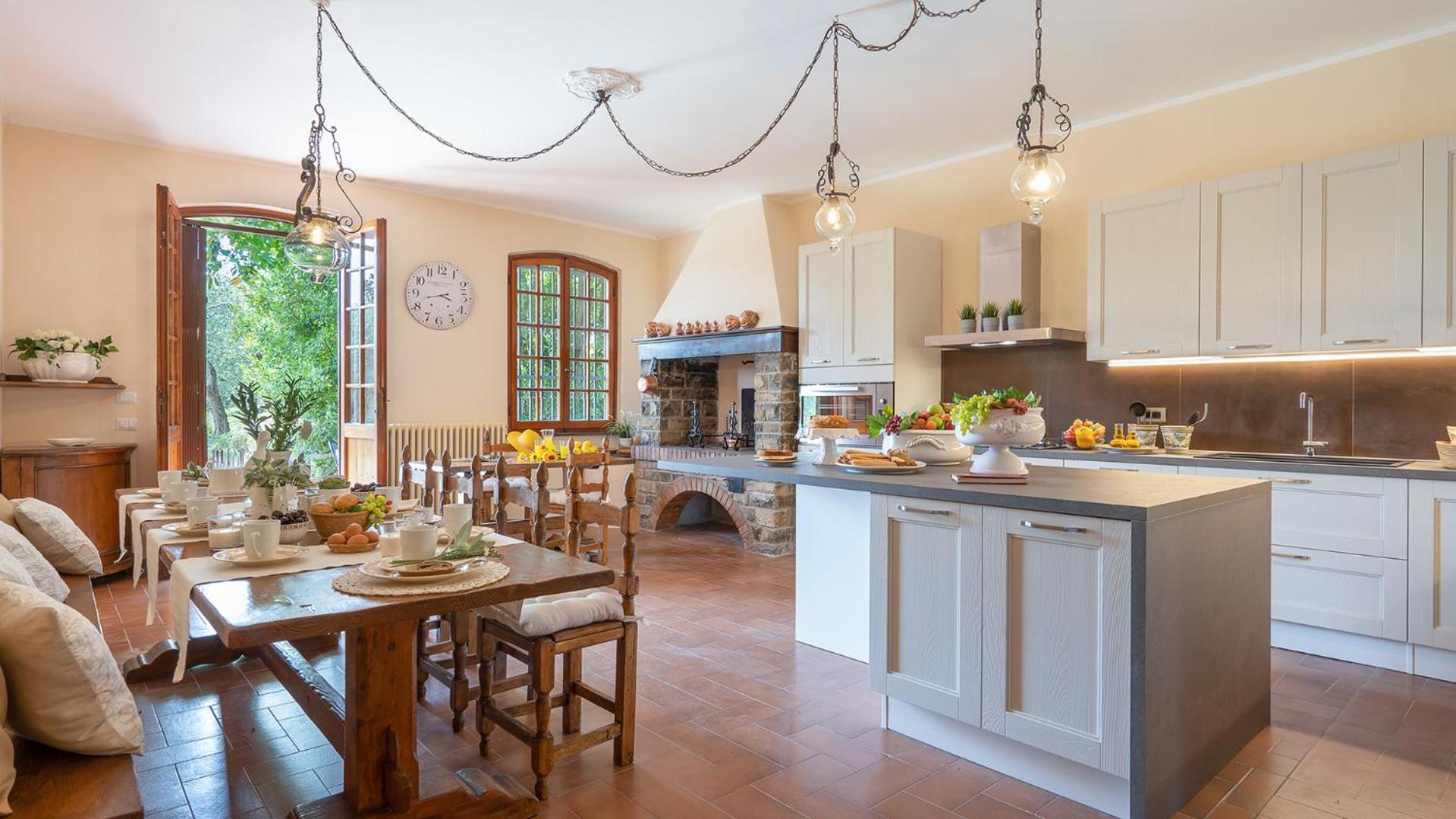 Villa Fiorentini 10, Emma Villas