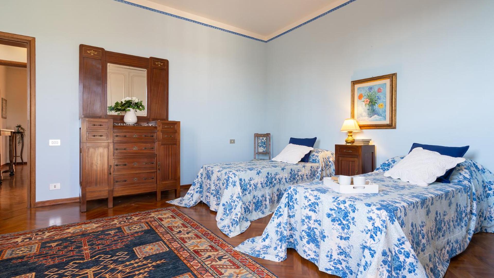 Villa Fiorentini 10, Emma Villas