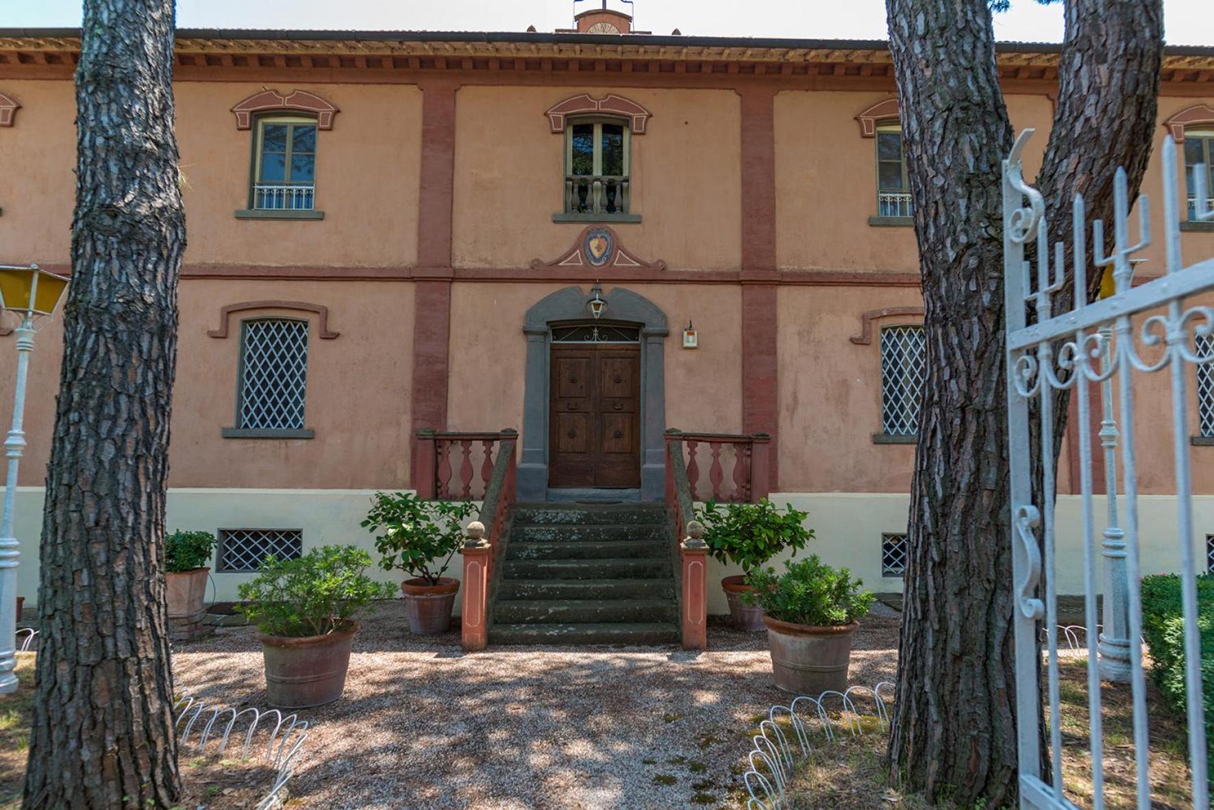 Photo 19