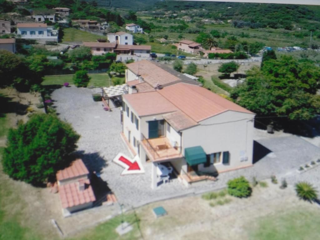 Photo 23