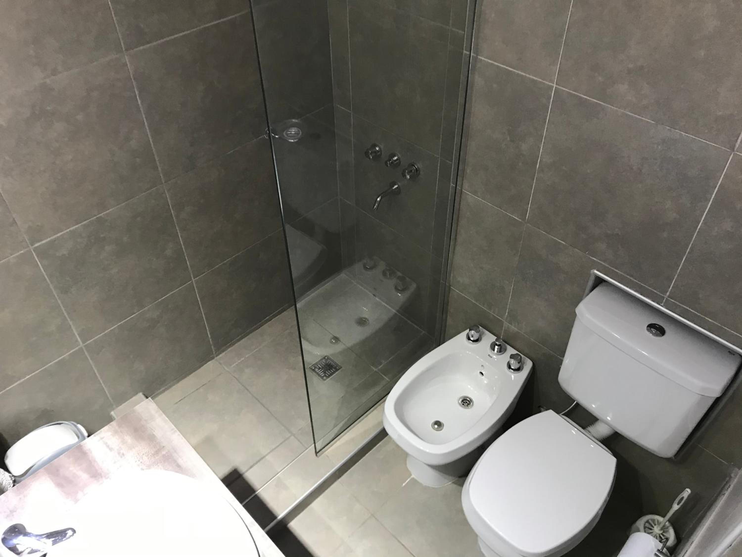 Excelente dpto para 4/6 personas a metros de peatonal.