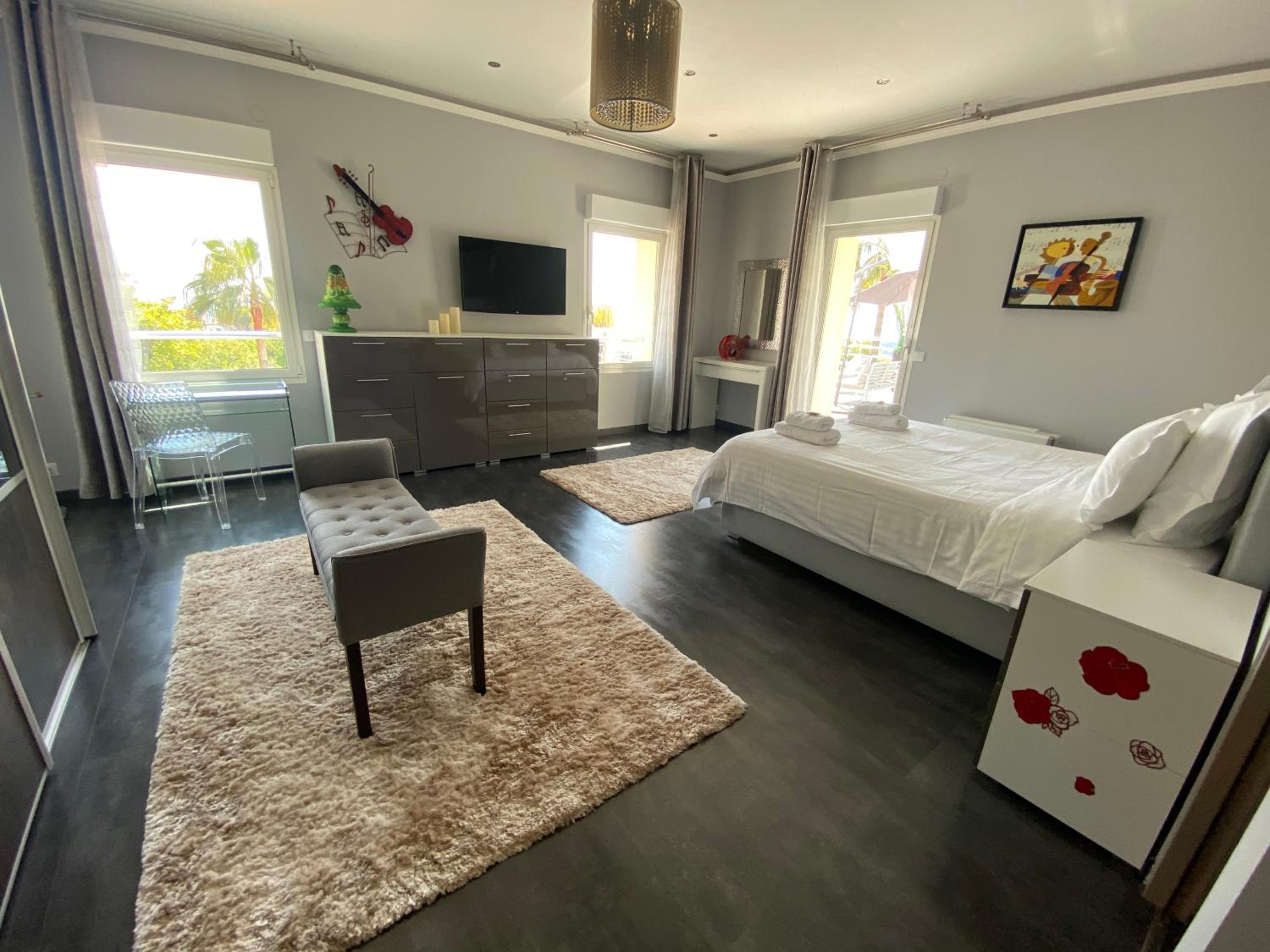 Diamond Villa 5 Star - NICE view 3