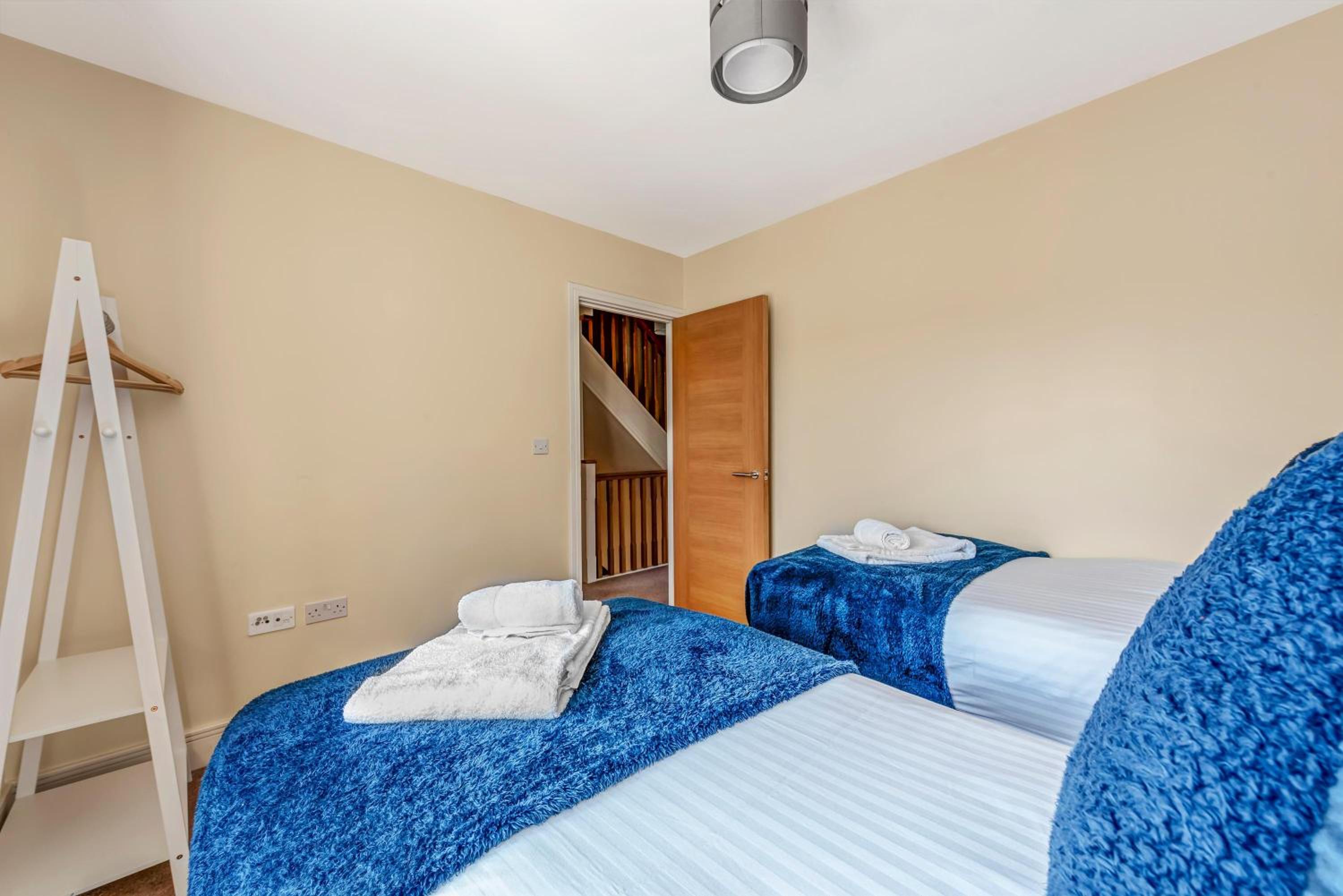London Heathrow Living Holywell Serviced Houses - 3 and 4 bedrooms By 360stays, photo 66