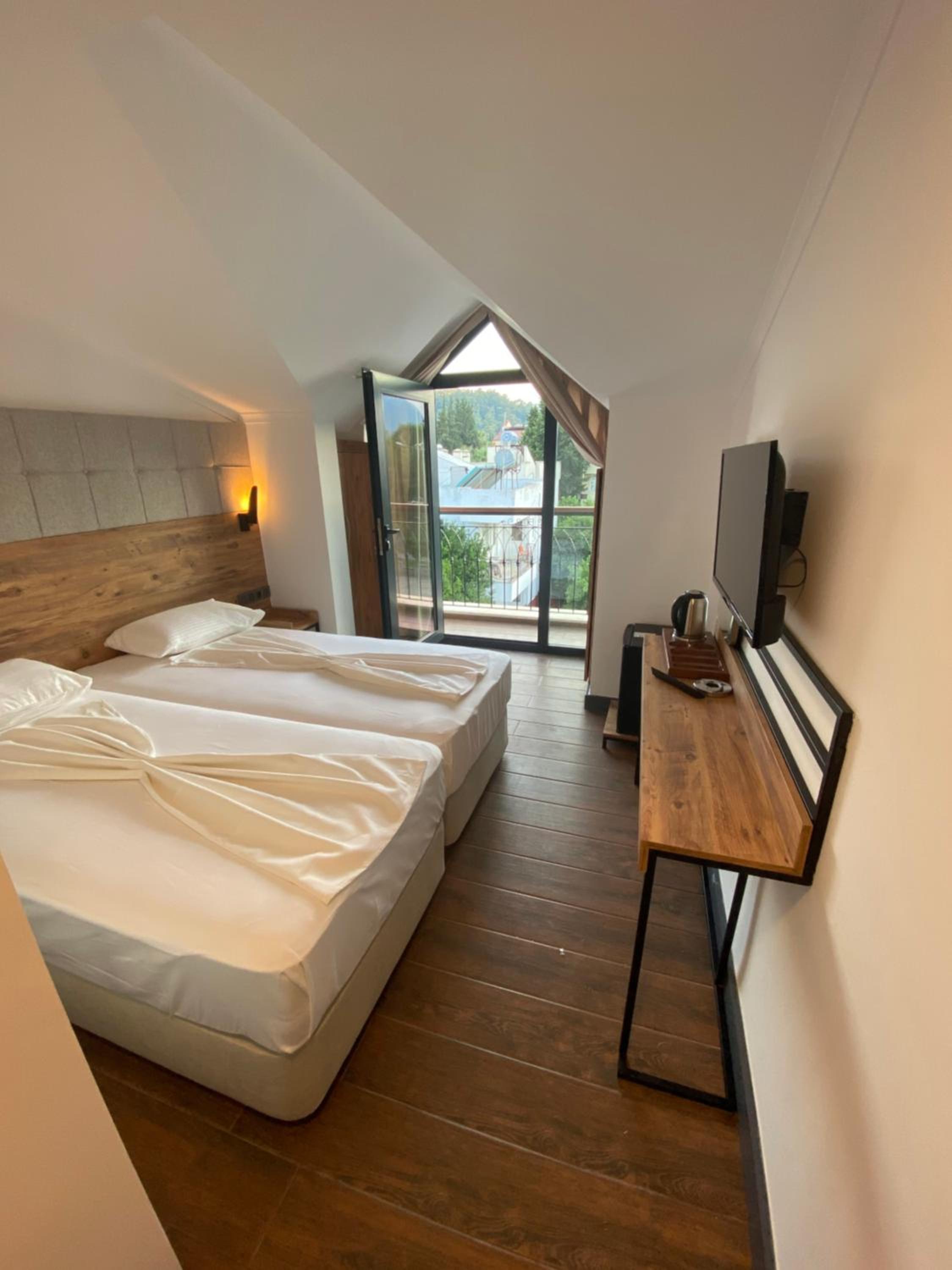 MİYAS LUXURY HOTEL - Image 28