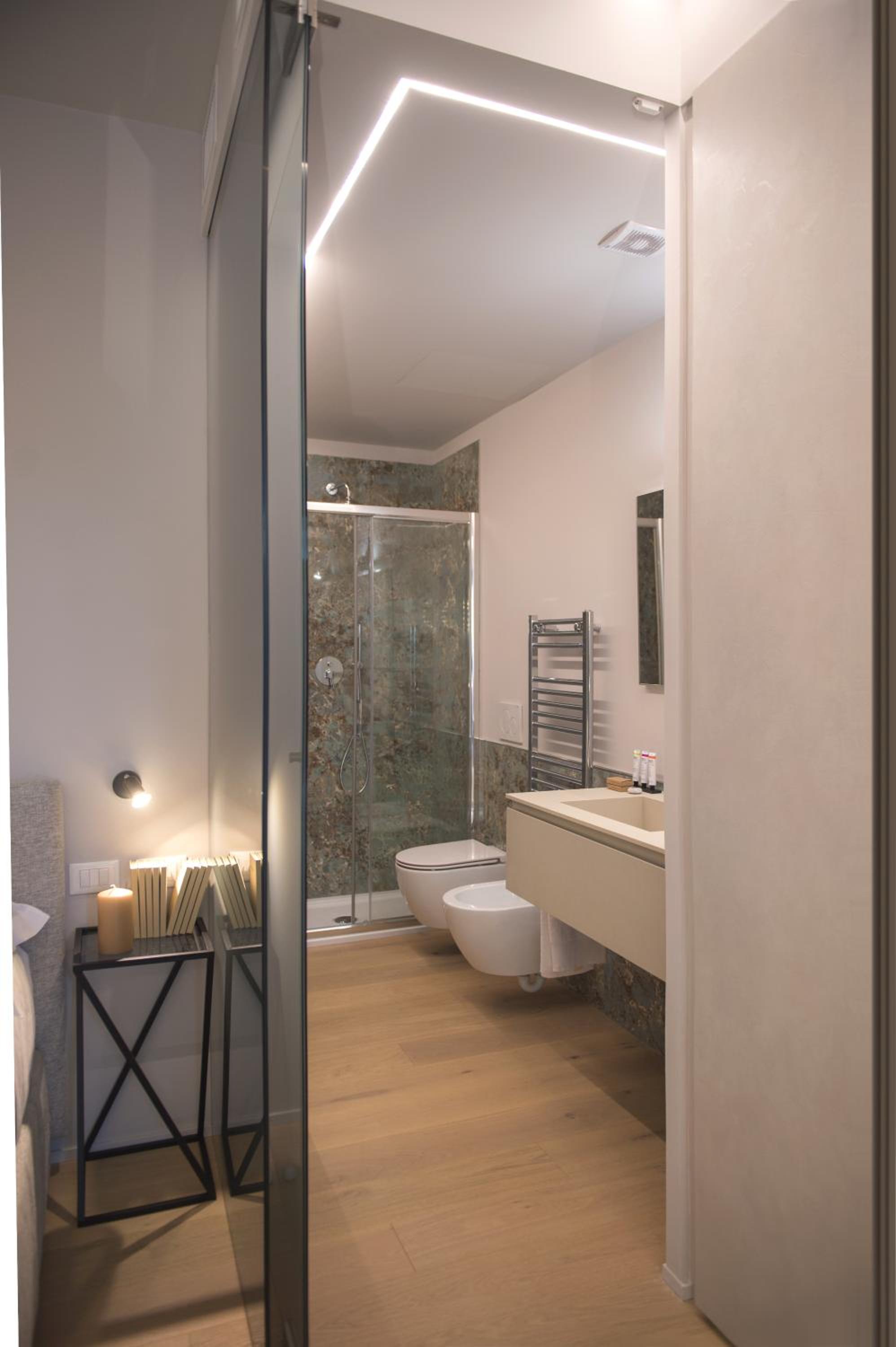 RICCIONE SUITE DESIGN view 3