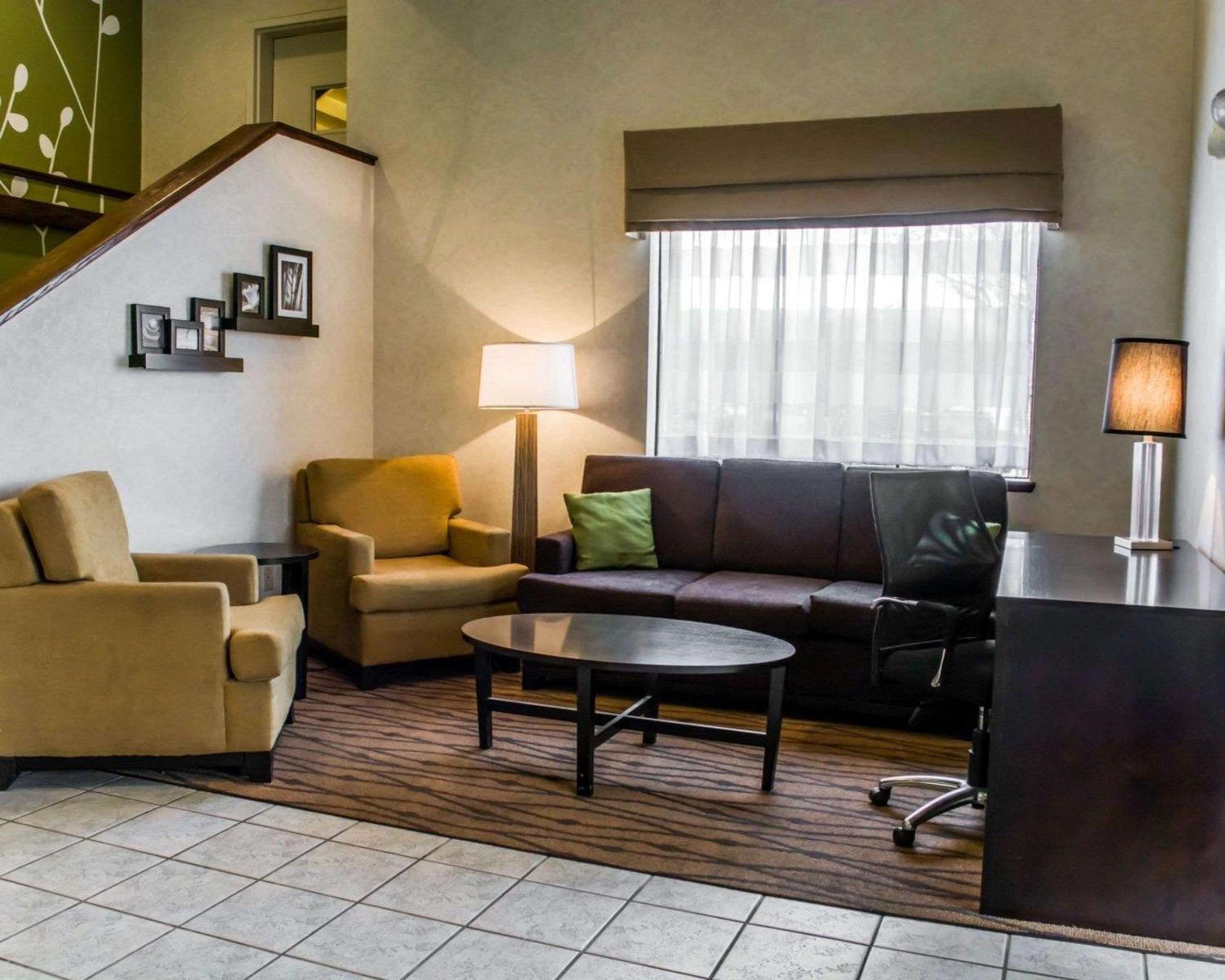 Sleep Inn Richmond North view 3
