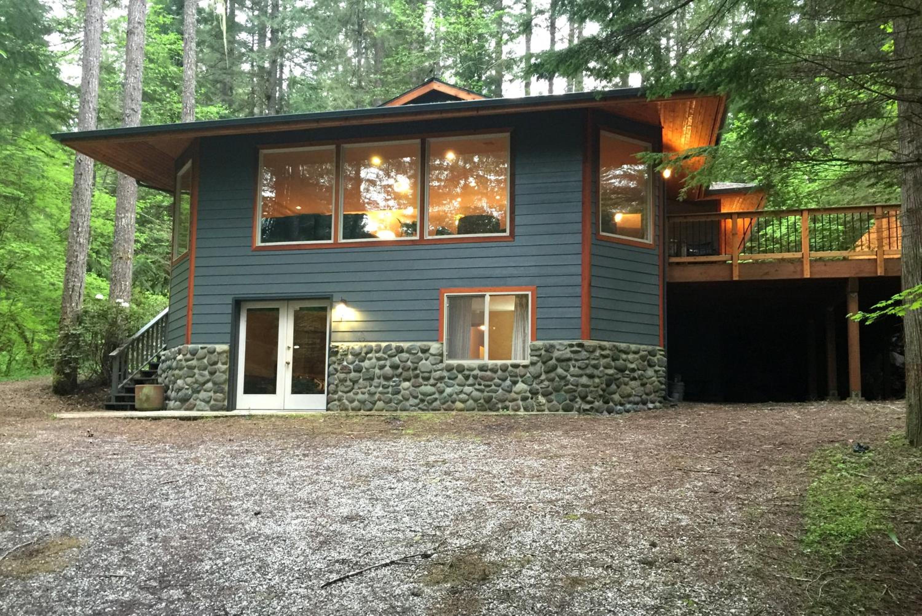Snowline Cabin 29 - An Ultra Custom Family Vacation Home view 3