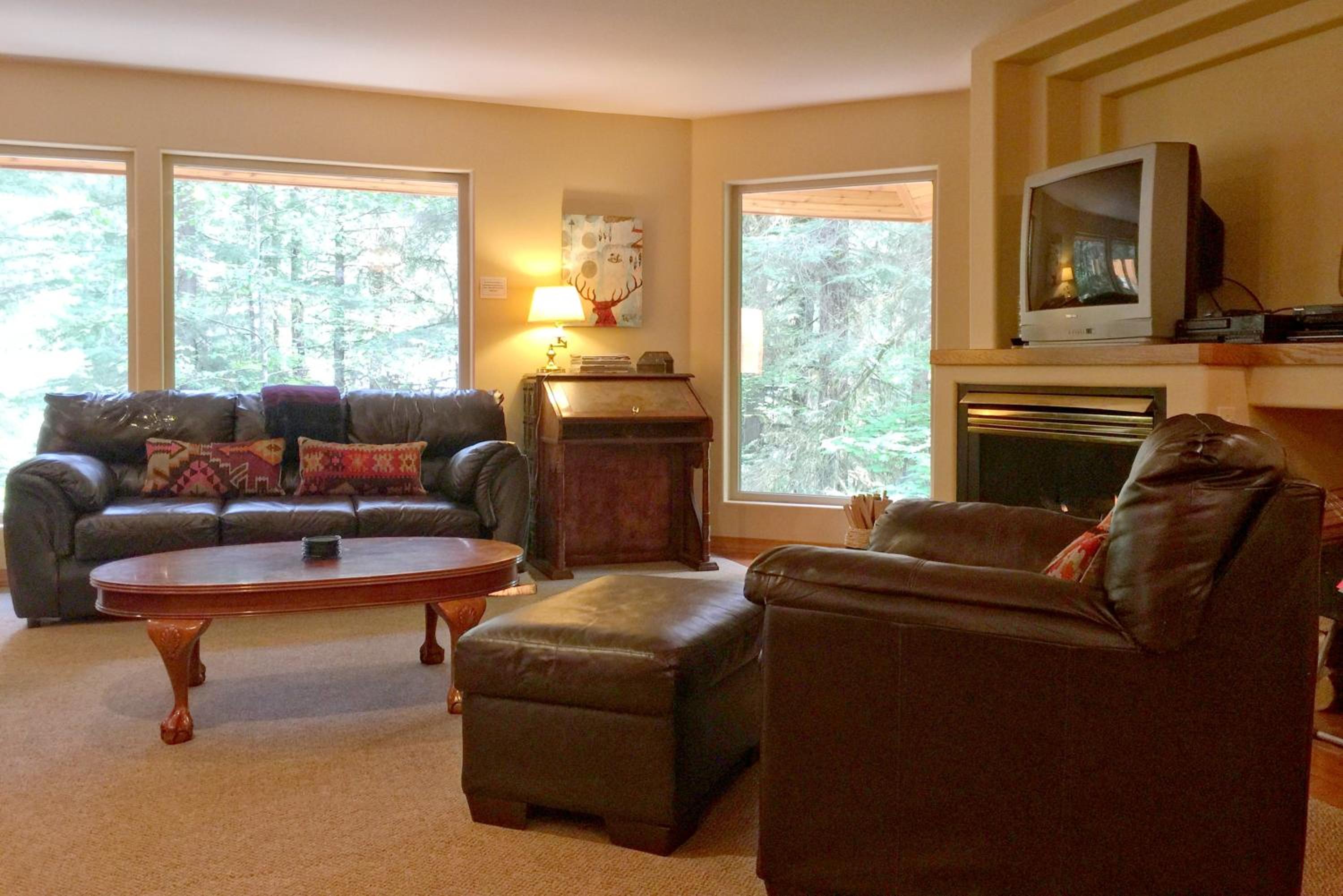 Snowline Cabin 29 - An Ultra Custom Family Vacation Home view 5