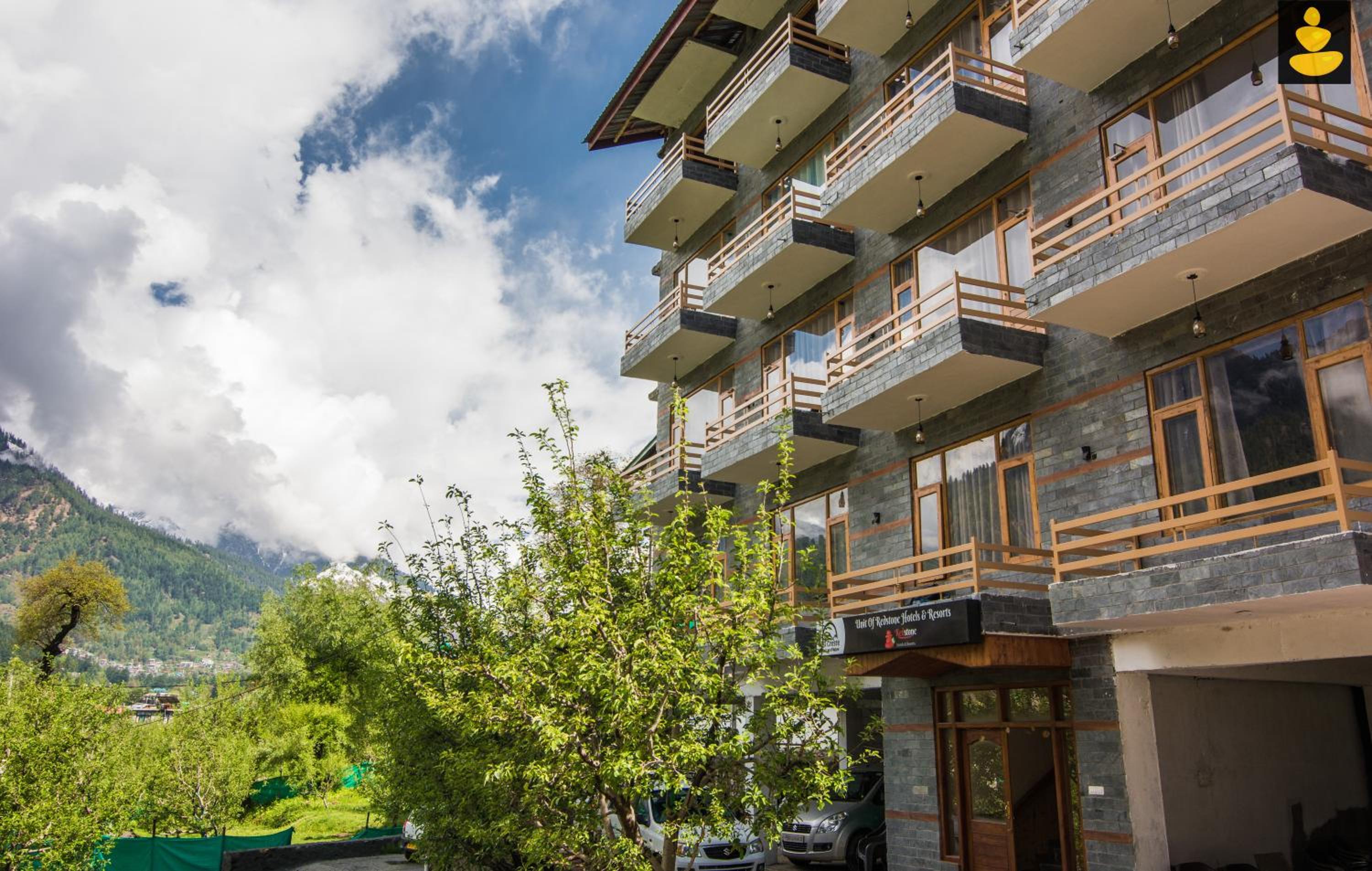 LivingStone Manali view 2