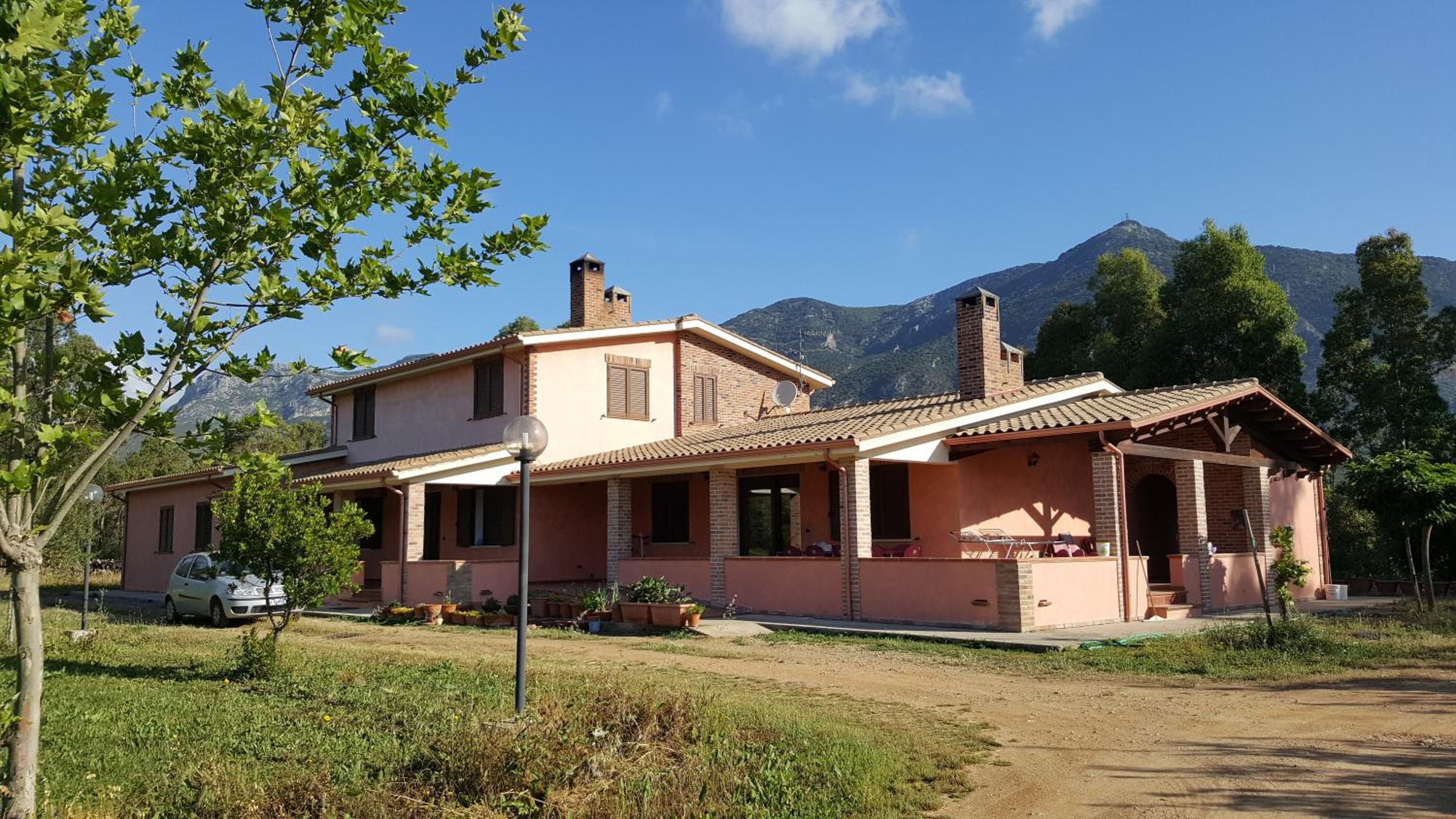 Villa nel verde view 2