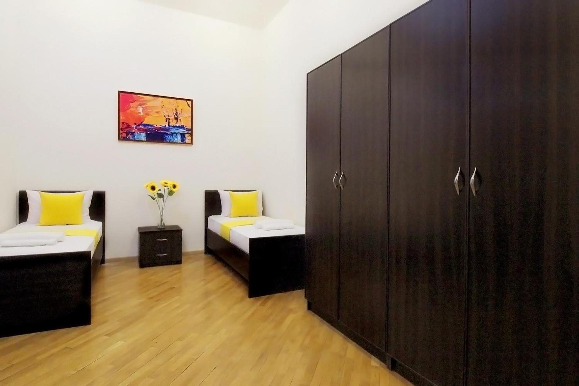 2 Bedroom Apartment on Chaikovski street