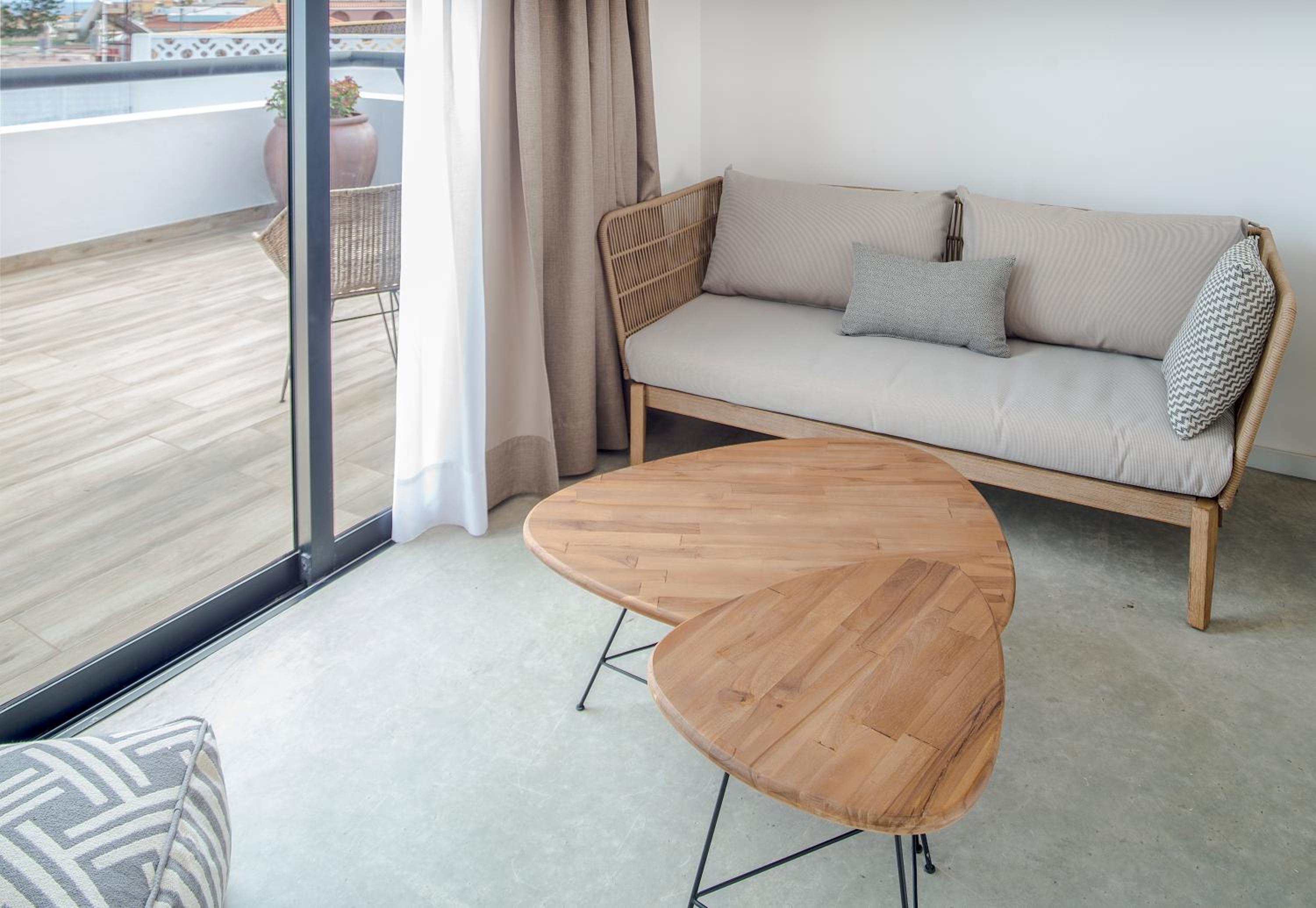 Ocean Suite with heated pool by SunHousesCanarias