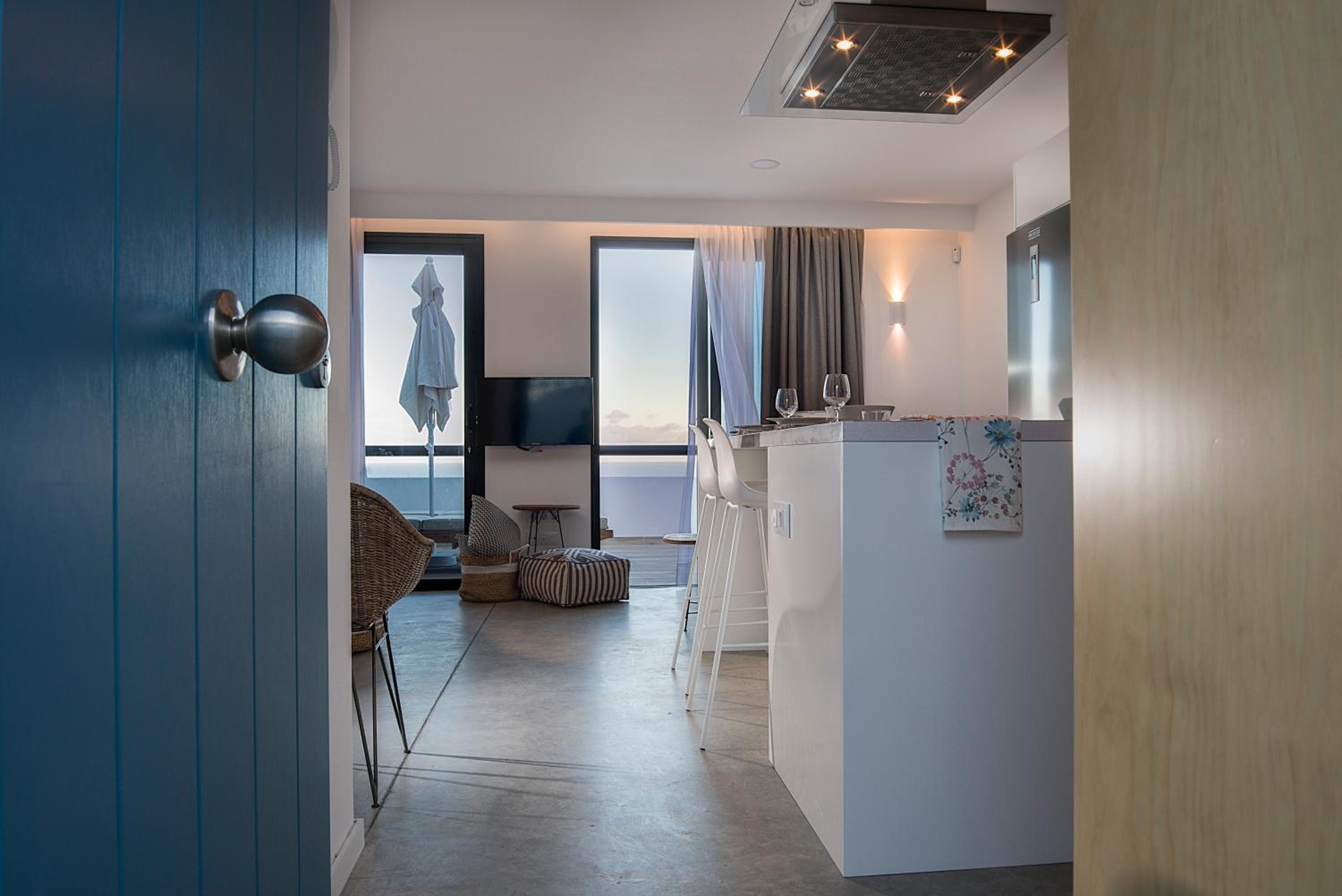 Ocean Suite with heated pool by SunHousesCanarias
