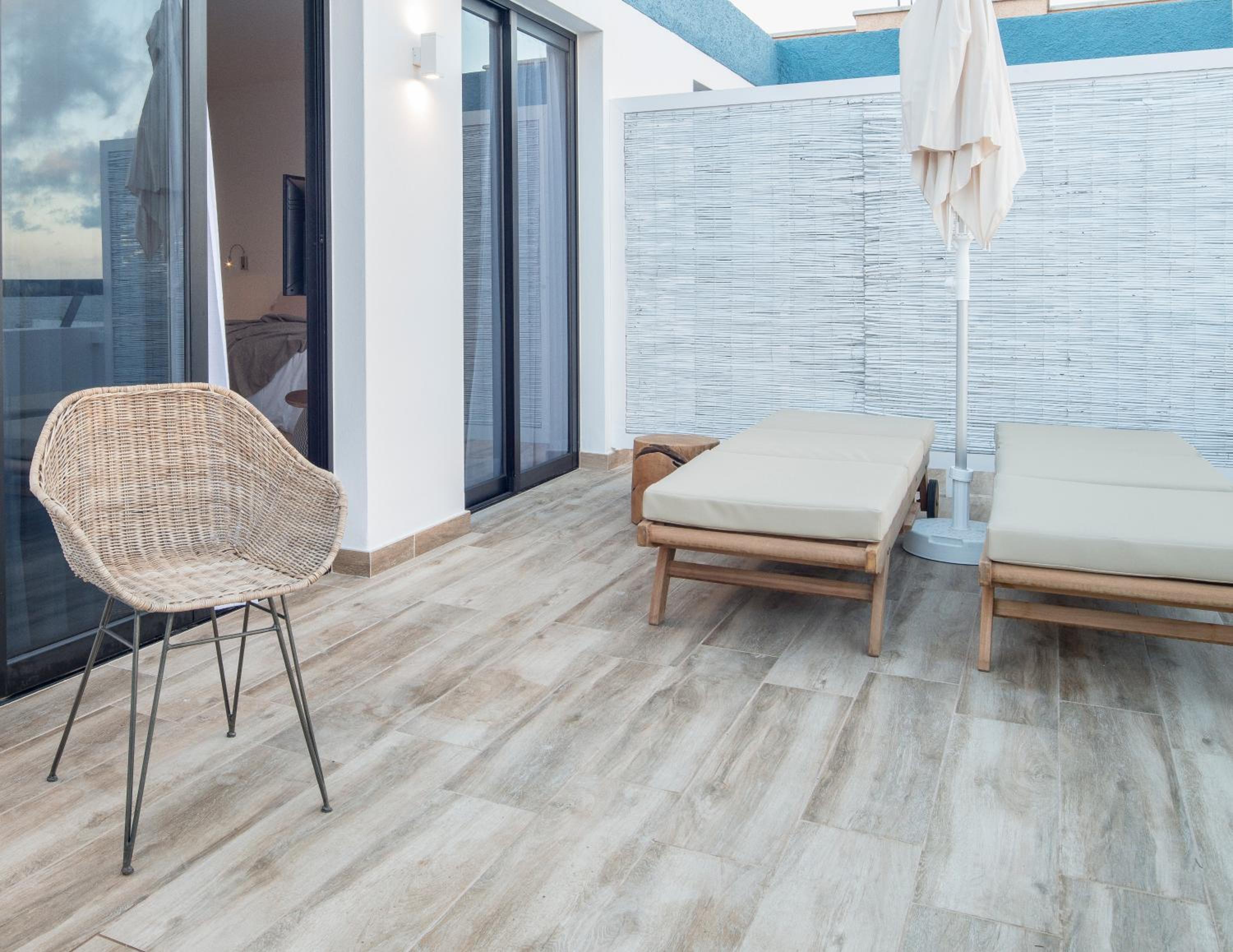 Ocean Suite with heated pool by SunHousesCanarias