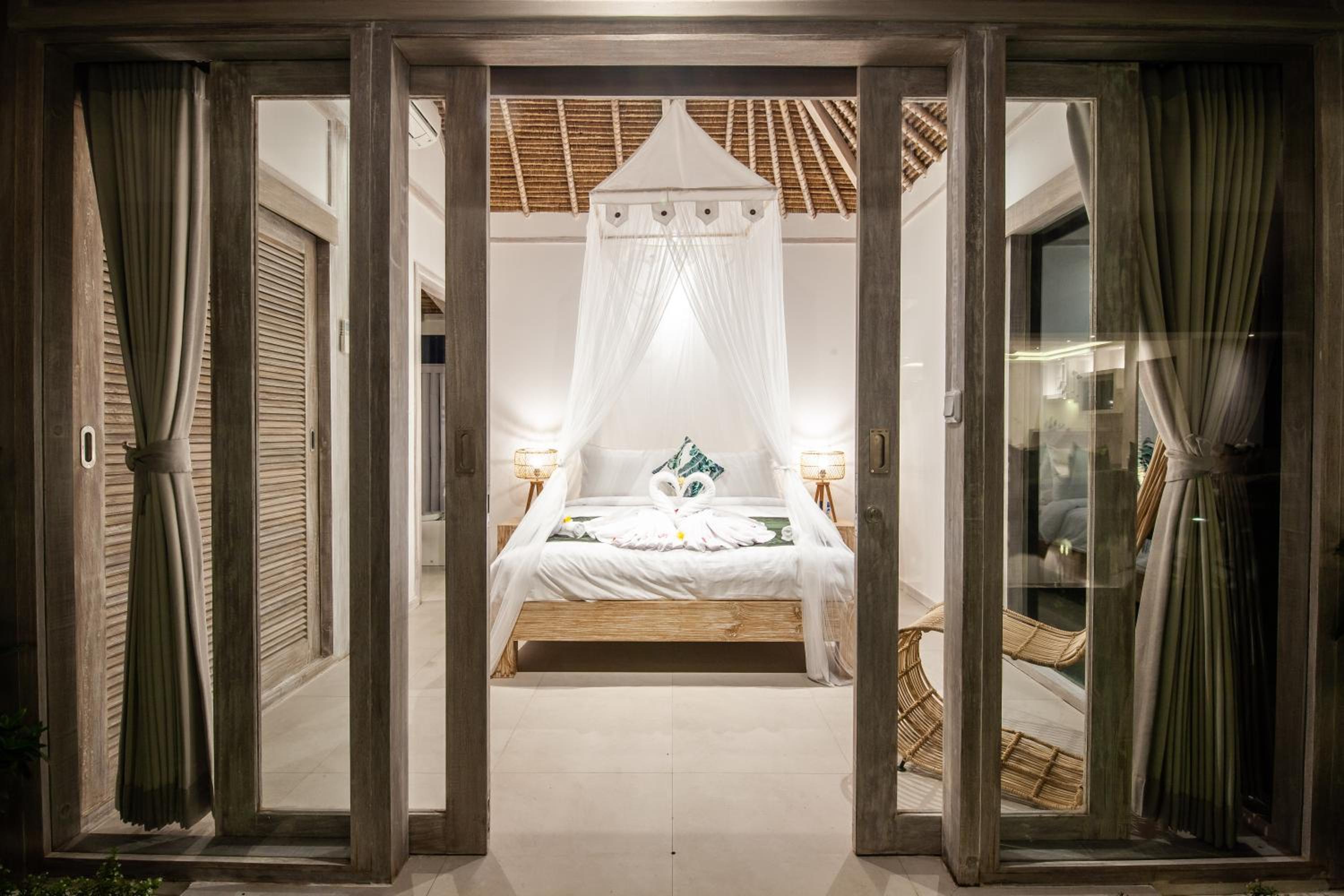 Villa Matahari Munggu 5BR view 4