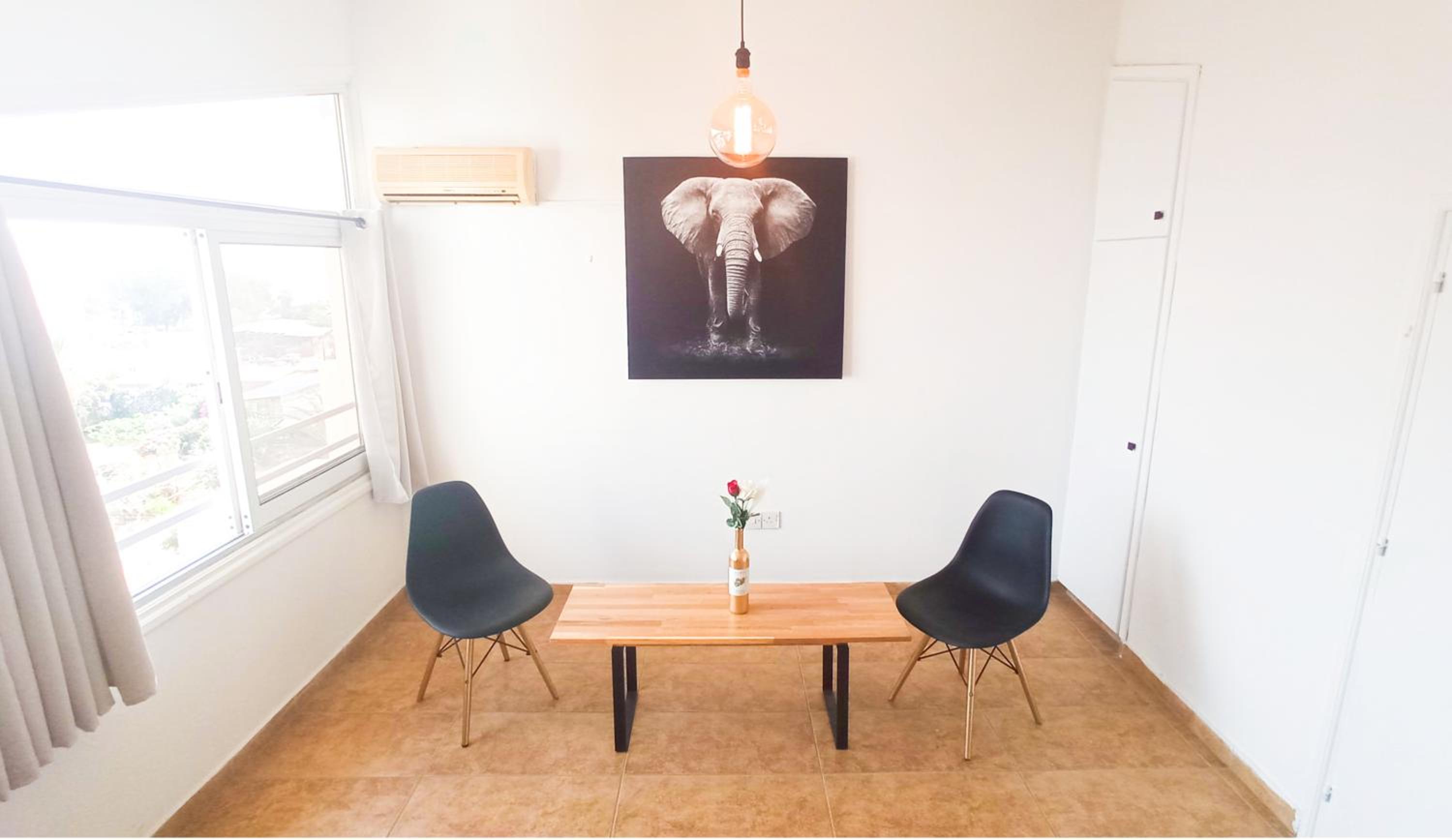 Luxury Maisonette Apartment - EA VIEW, GYM- 5 Min from Beach view 3