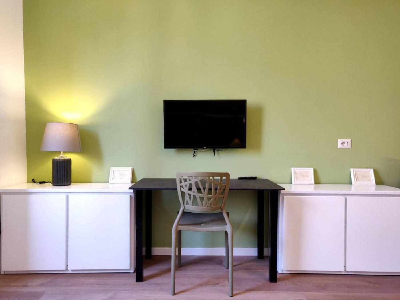 Area Milano Apartments - Tadino 17 close to Central Station