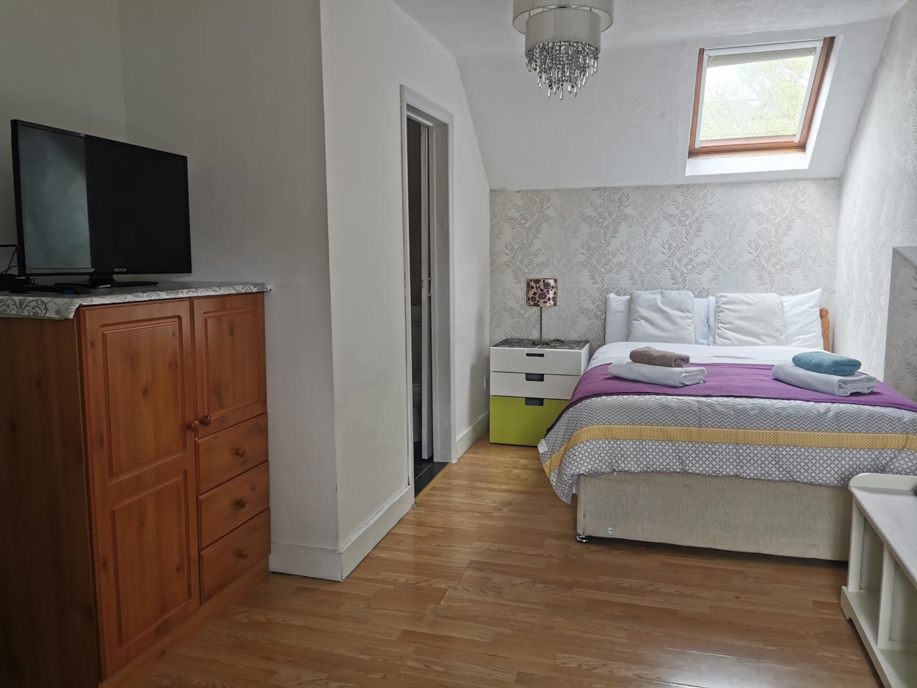 Adams Guest House
