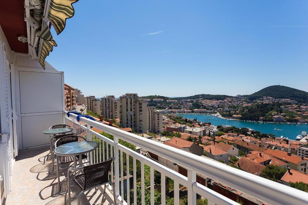 Panorama Tarik Rooms