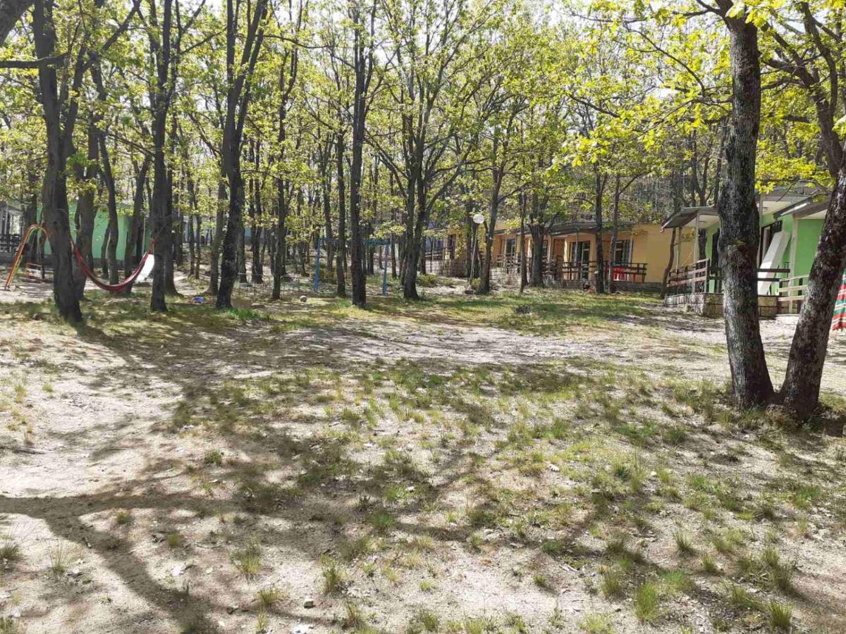 Dubrava Bungalows view 4