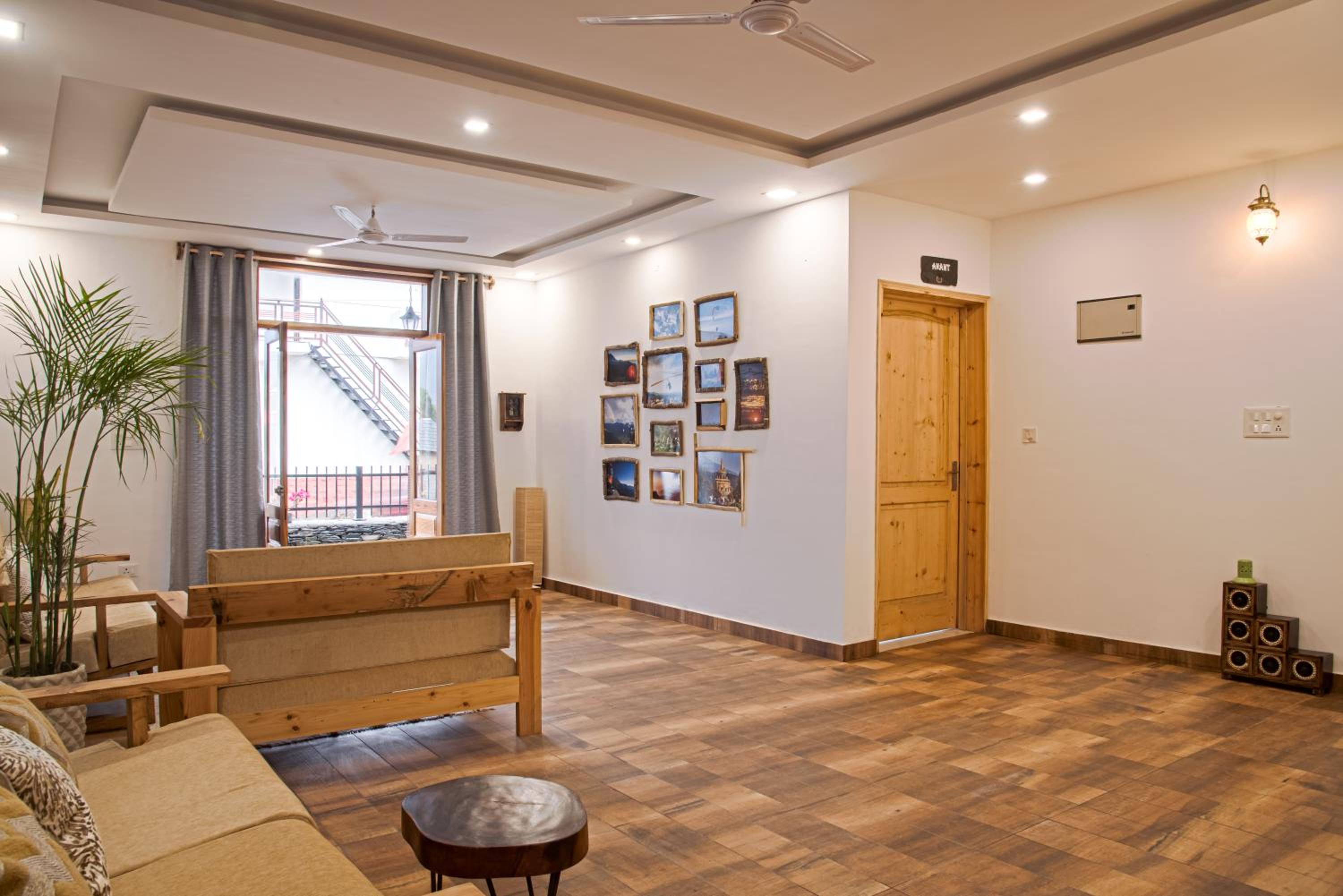 ilaka Homes view 4