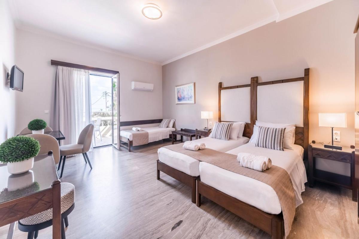 Kalamaki Mare Suites view 4