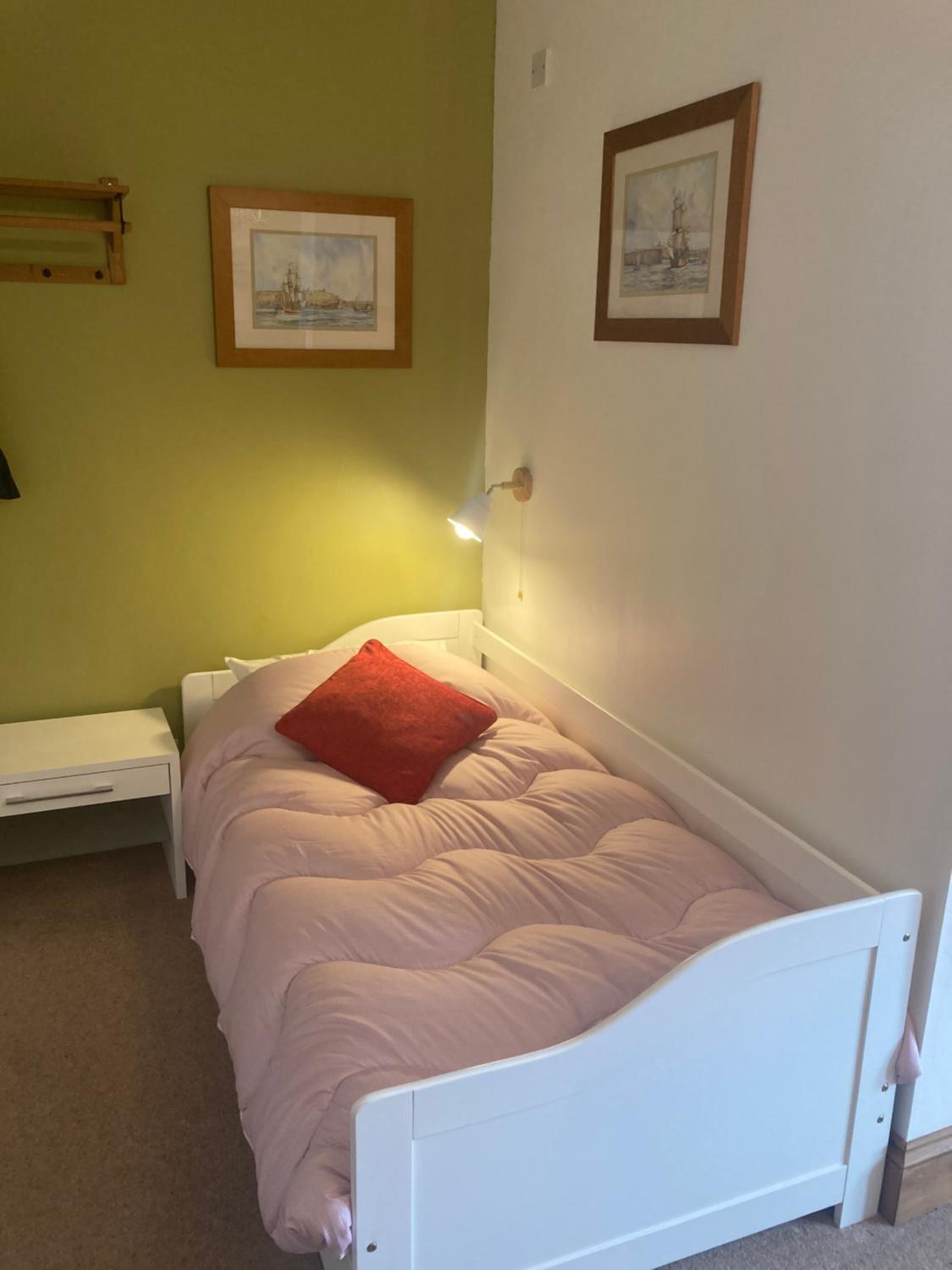 Ellies Guest House