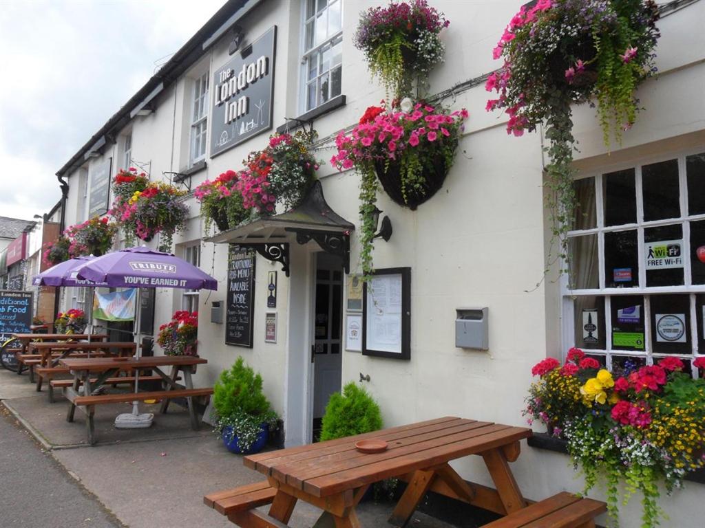 London Inn