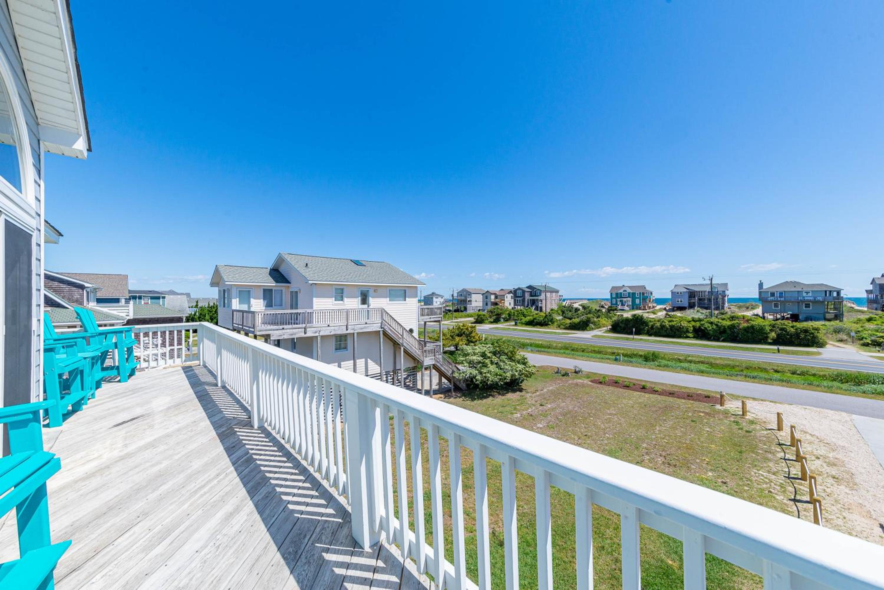 Mystic Memories - S Nags Head MP 19, Ocean View, Beach 80 Yds, Pool, Hot Tub, Close to Pier
