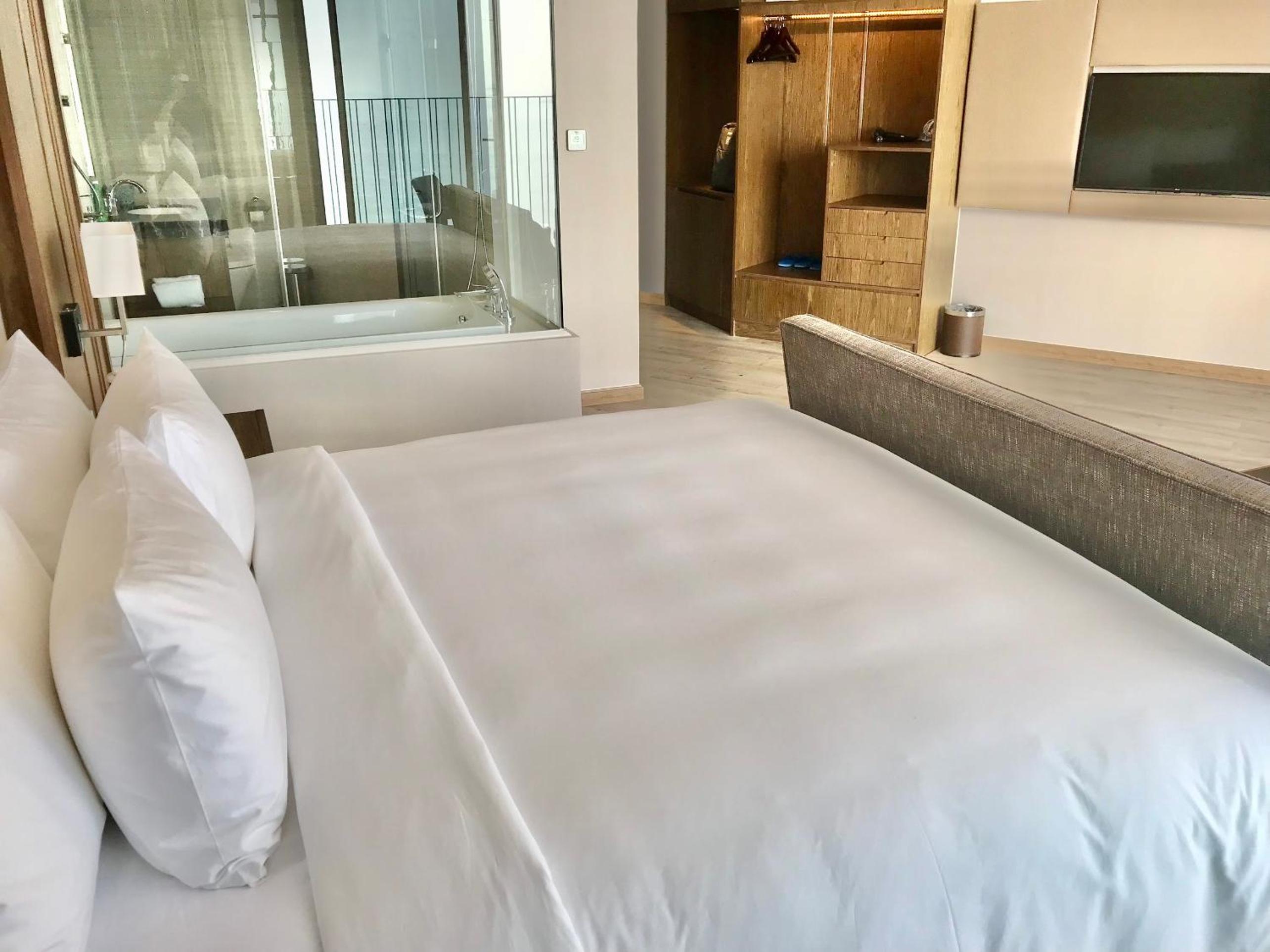 RIS Panorama Condotel