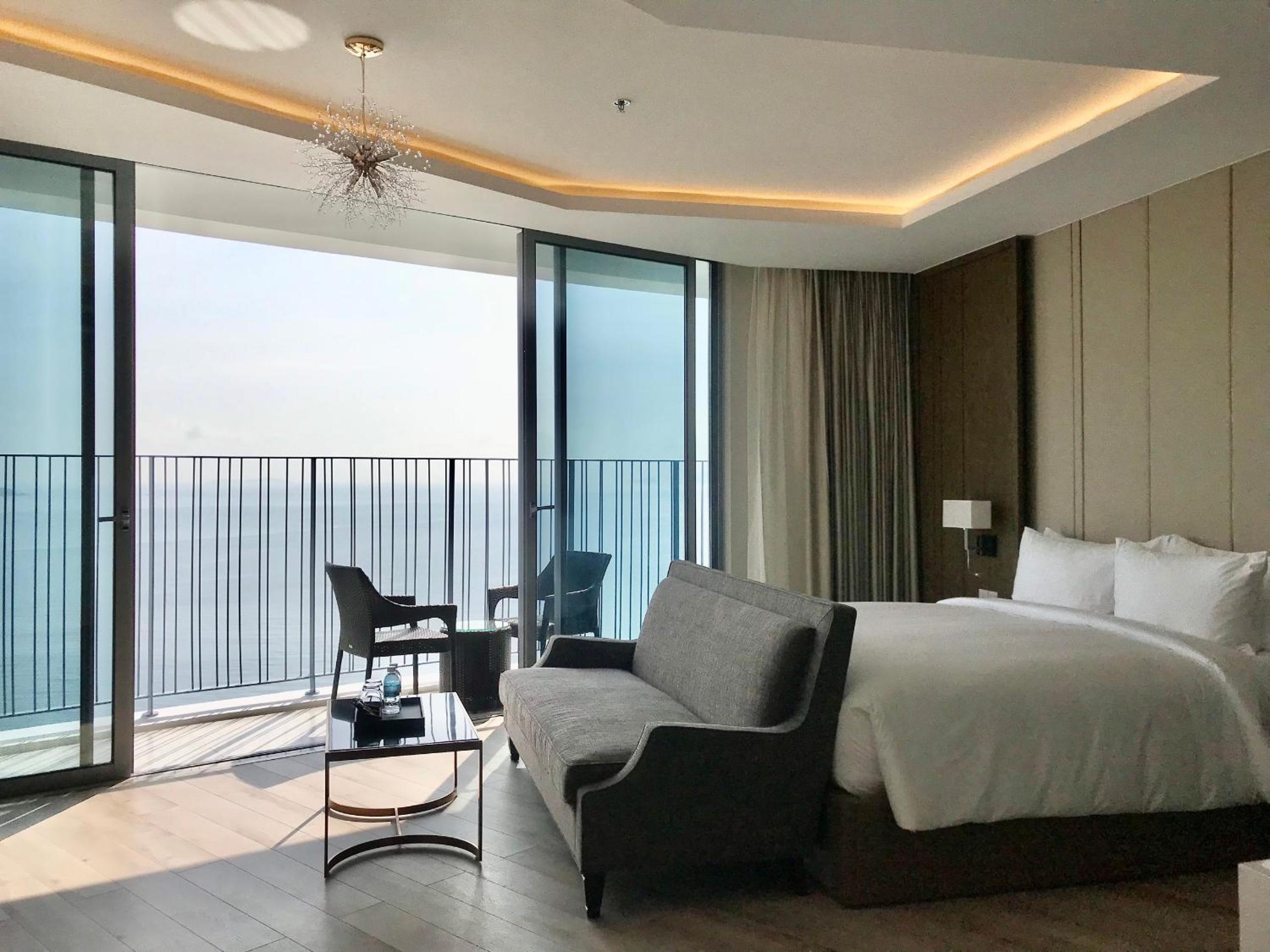 RIS Panorama Condotel