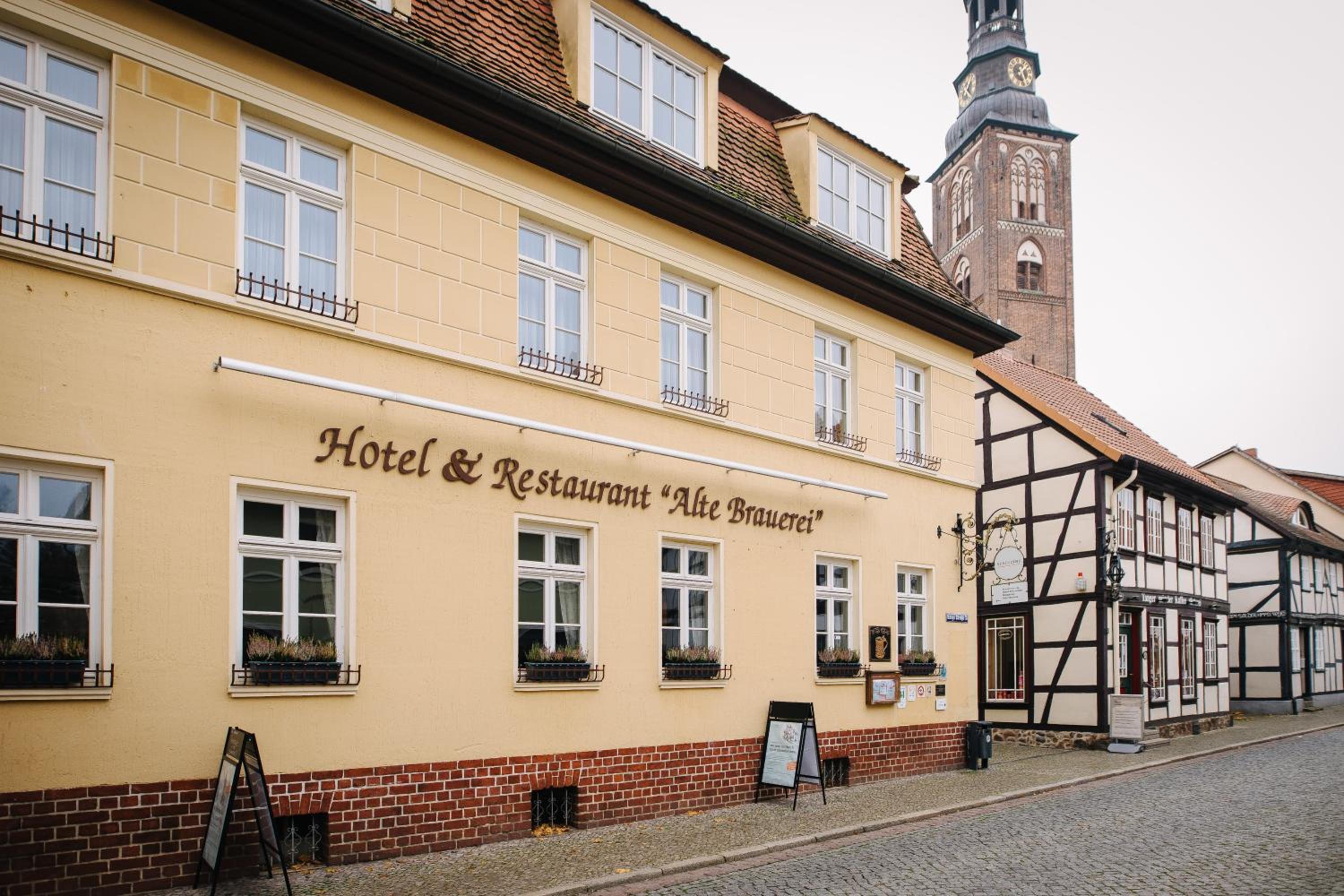 Hotel SCHULZENS Brauerei & Hotel - Image 1