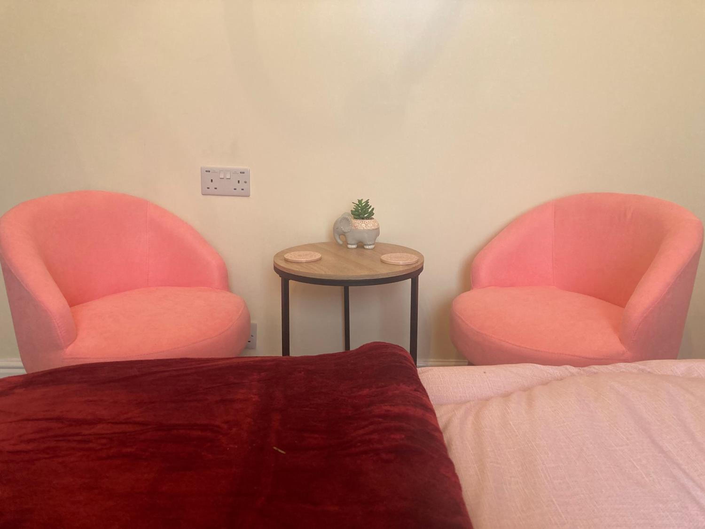 Ellies Guest House